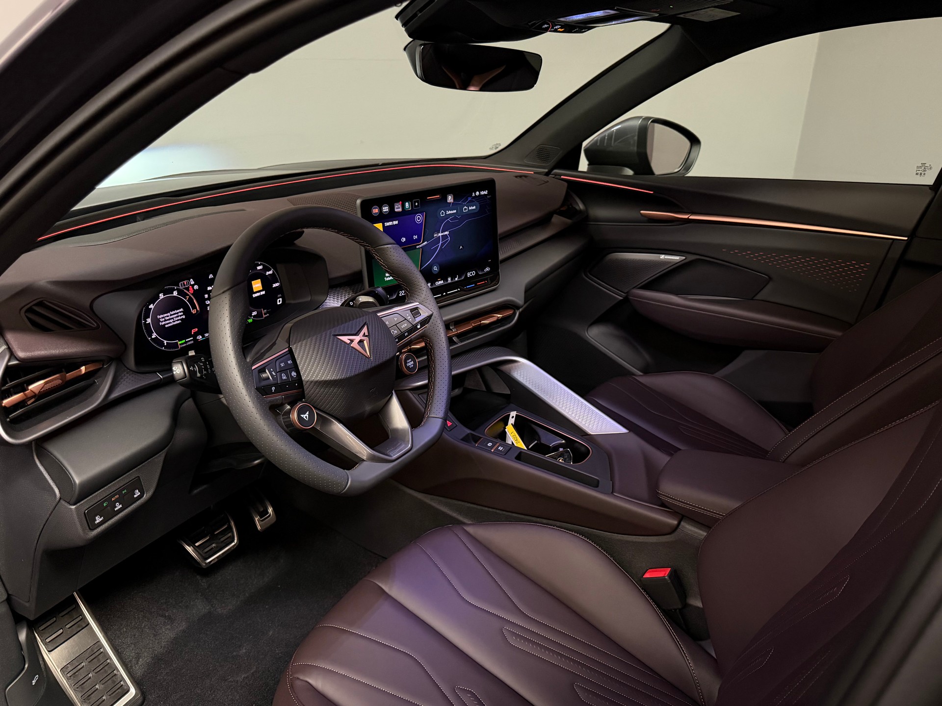 CUPRA Terramar 1.5 eHybrid DSG VZ AHK-image-14