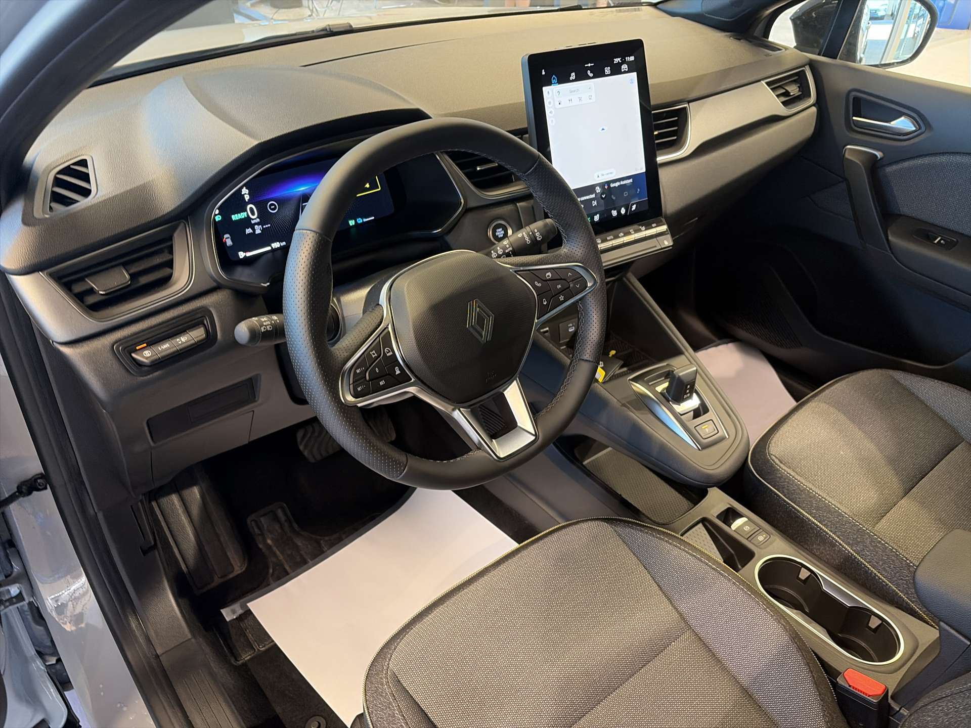 RENAULT Captur 1.8 E-Tech 160 Techno DHT-Automat-image-5