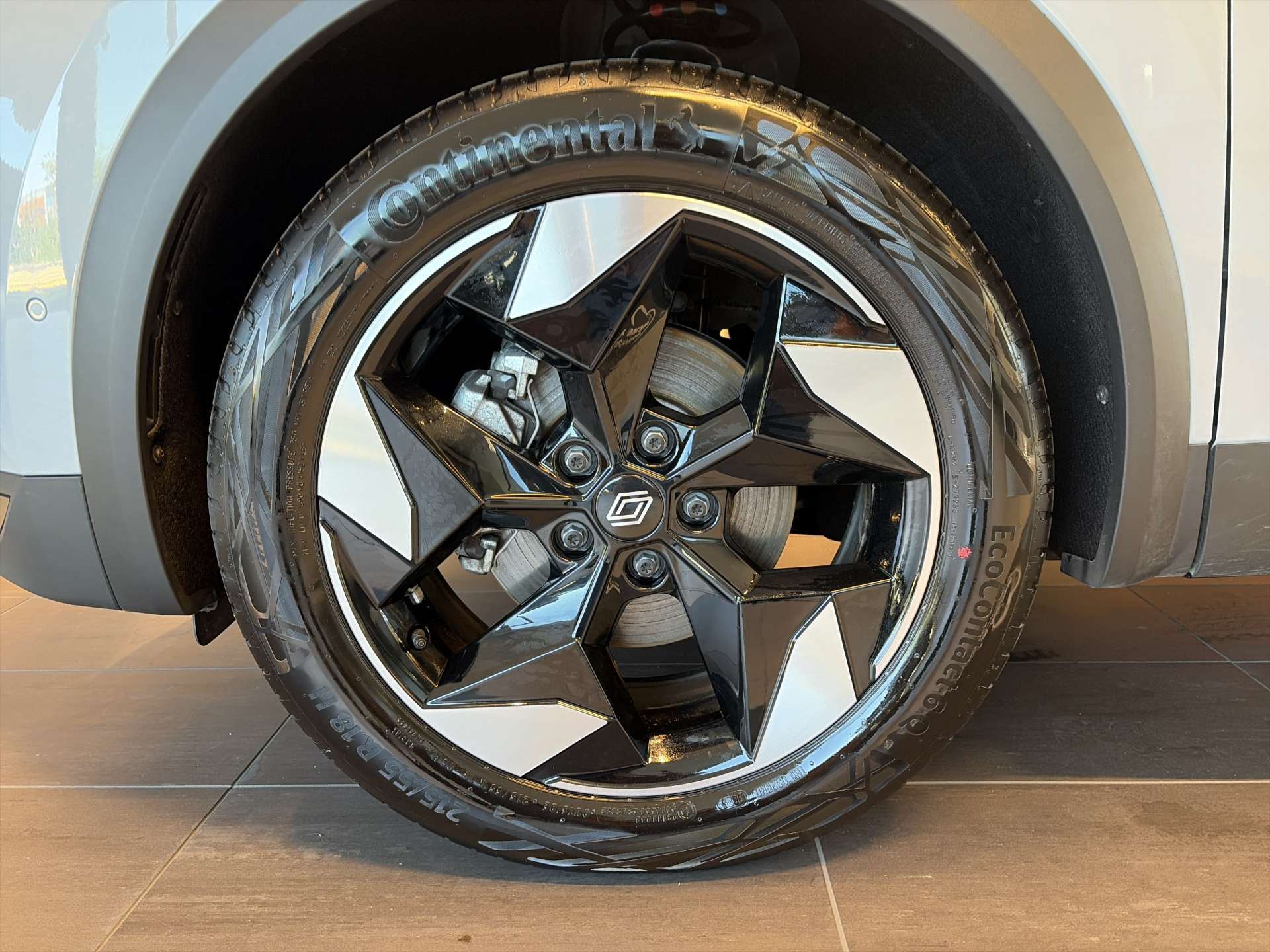 RENAULT Captur 1.8 E-Tech 160 Techno DHT-Automat-image-8