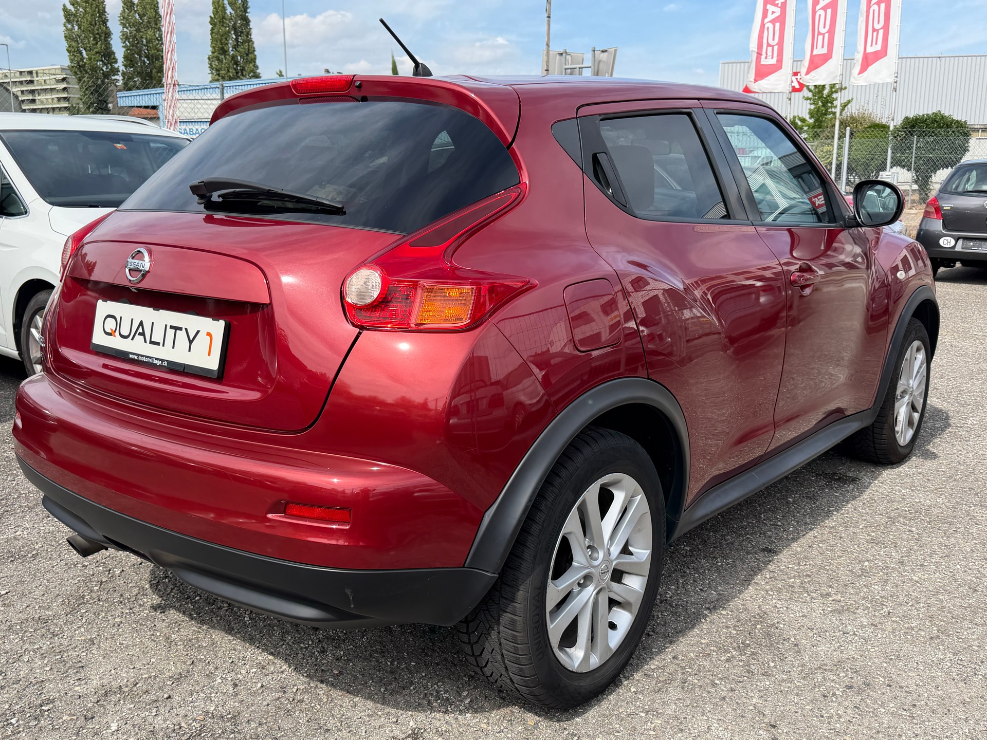 NISSAN Juke 1.6 DIG-T tekna 4x4 Xtronic M-CVT-image-3