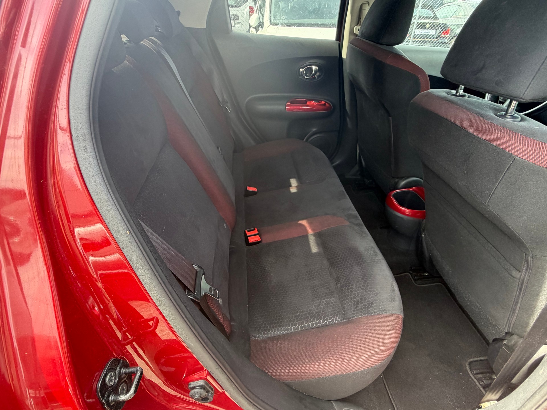 NISSAN Juke 1.6 DIG-T tekna 4x4 Xtronic M-CVT-image-10