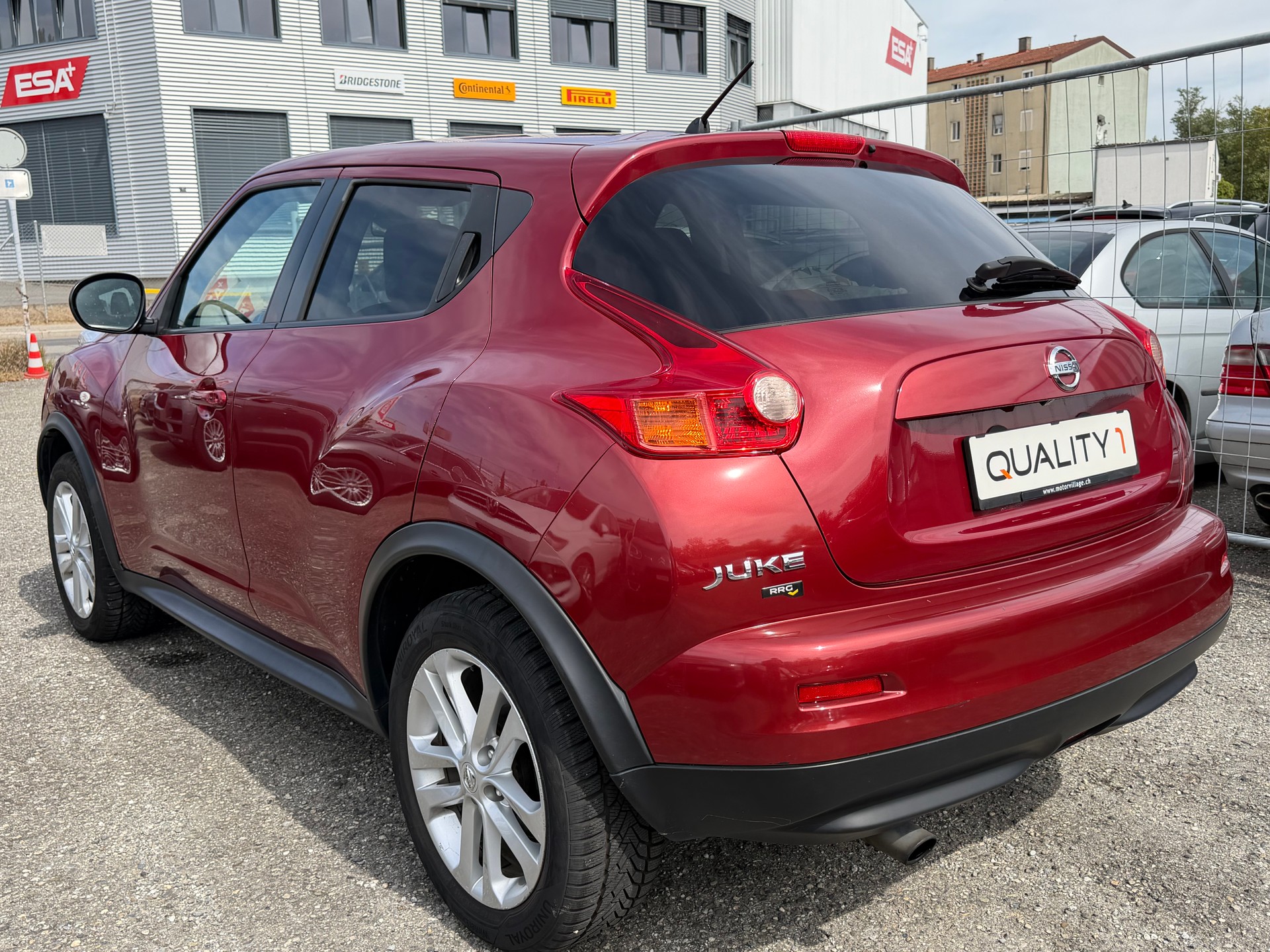 NISSAN Juke 1.6 DIG-T tekna 4x4 Xtronic M-CVT-image-2
