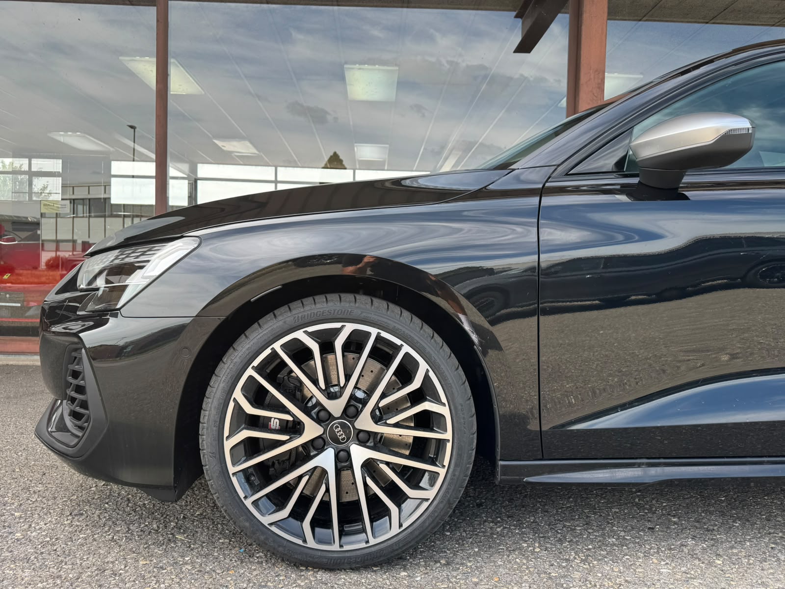 AUDI S3 Sportback TFSI quattro S-tronic-image-5