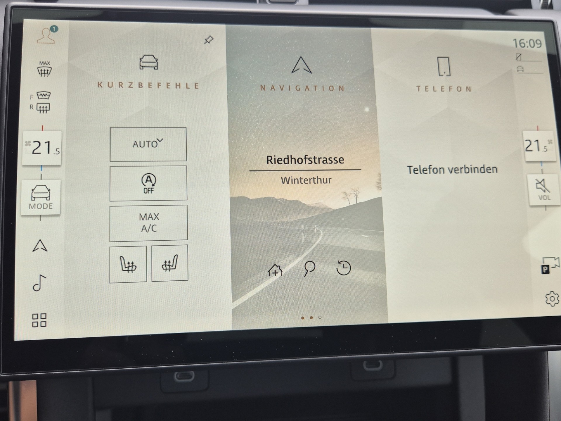 LAND ROVER Discovery Sport D200 2.0D TD4 MHEV HSE AT9-image-19
