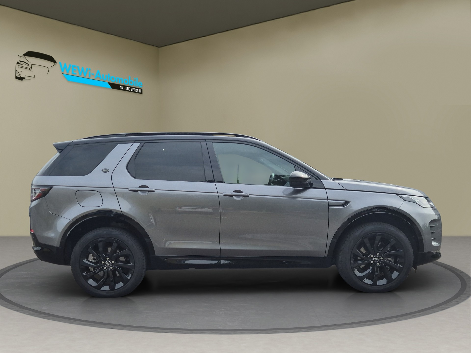 LAND ROVER Discovery Sport D200 2.0D TD4 MHEV HSE AT9-image-5