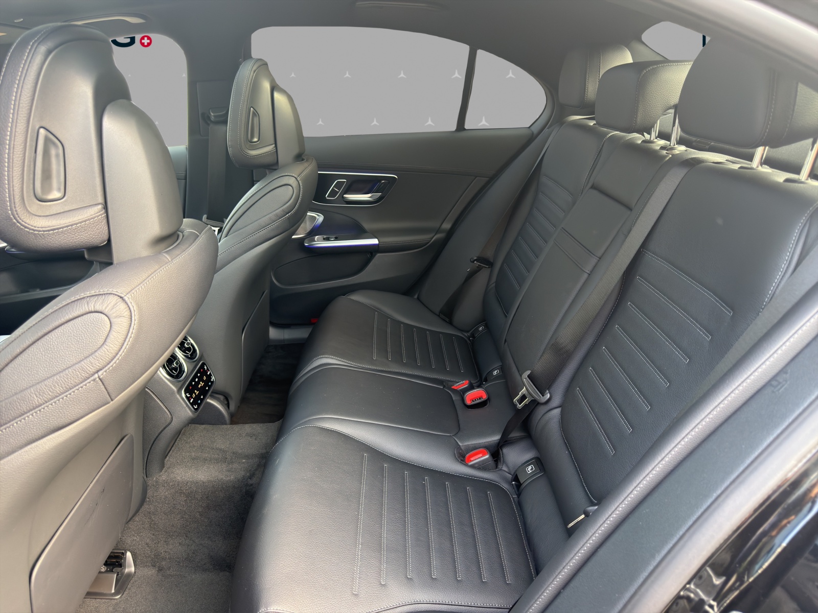 MERCEDES-BENZ C 220 d 4 Matic Swiss Star-image-13