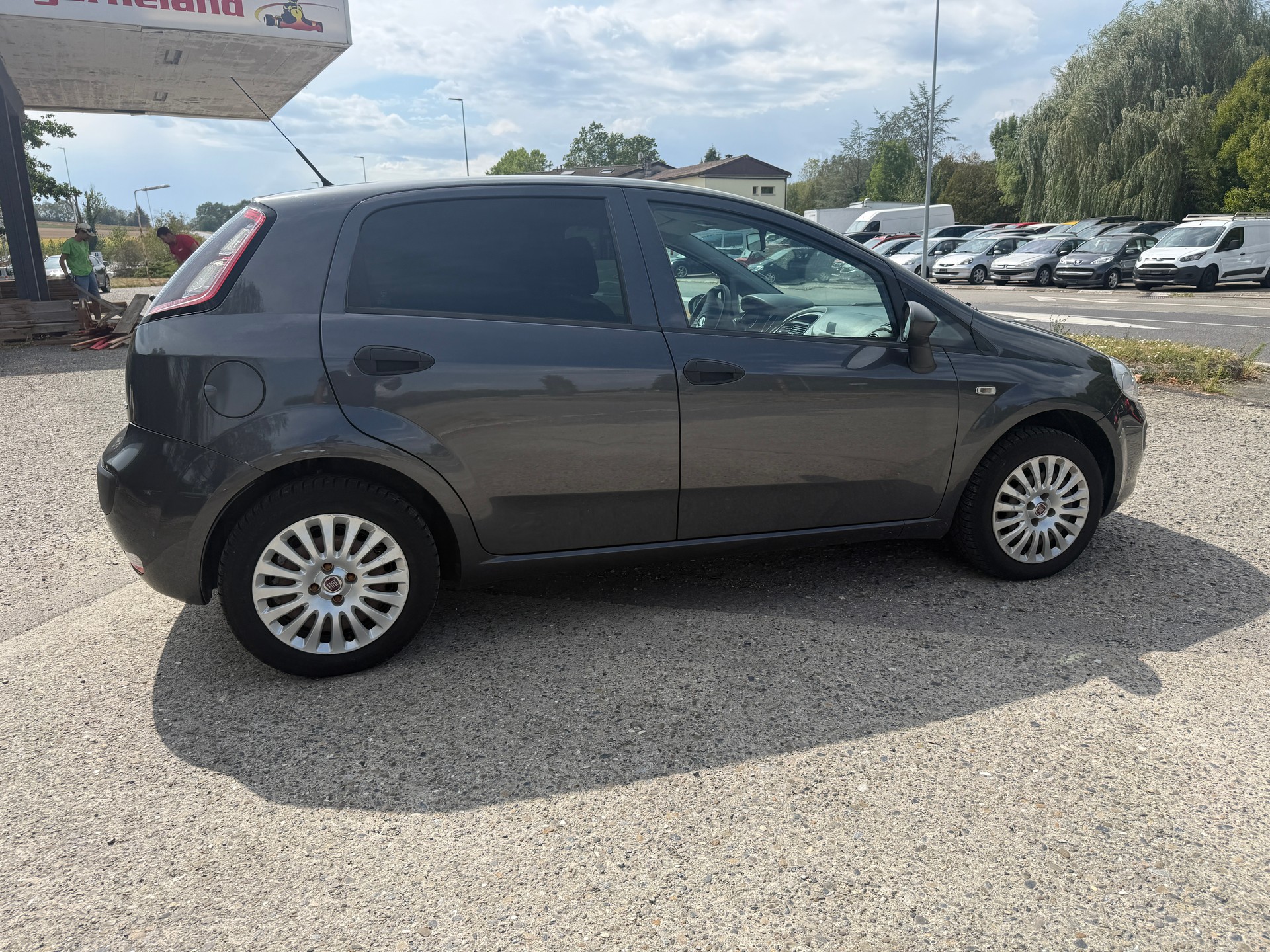 FIAT Punto 1.4 Dynamic-image-8