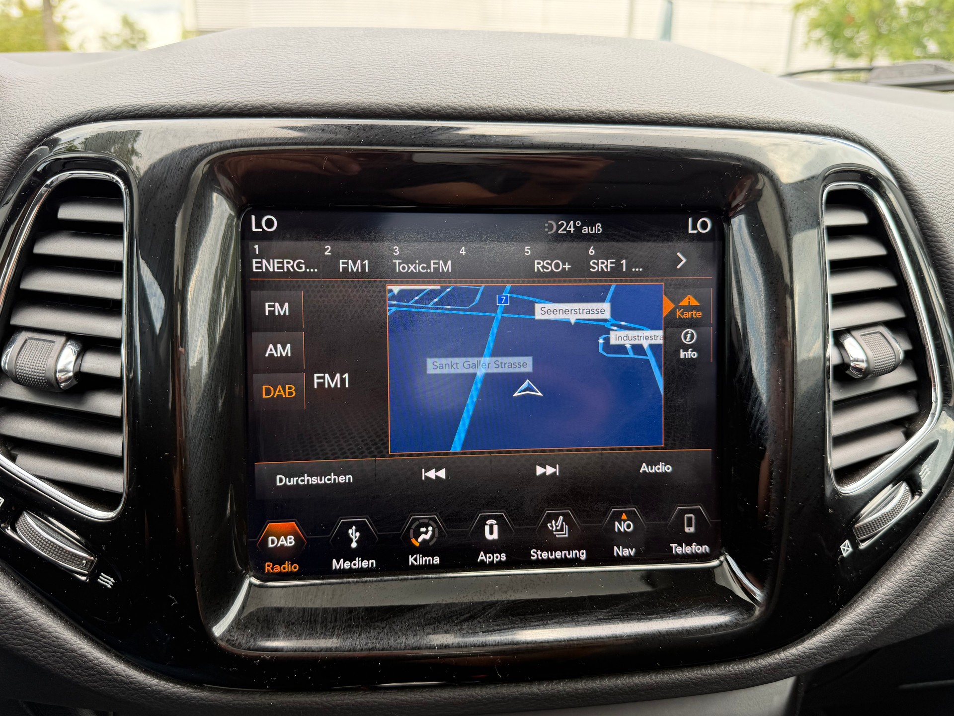 JEEP Compass 2.0CRD Limited AWD 9ATX-image-19