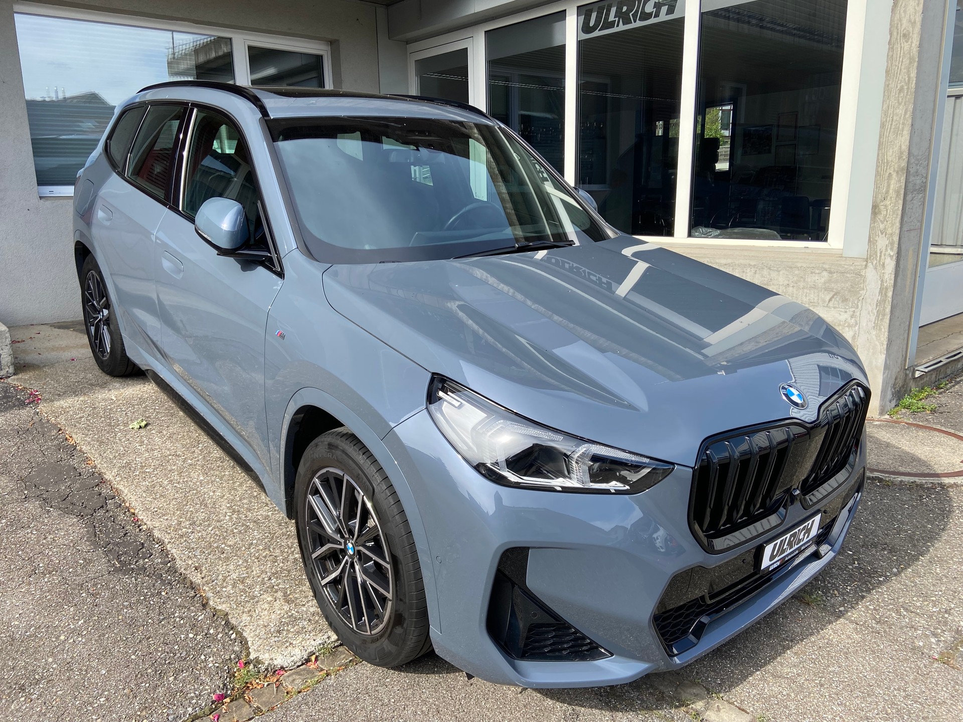 BMW X1 xDrive 23i 48V M Sport-image-1