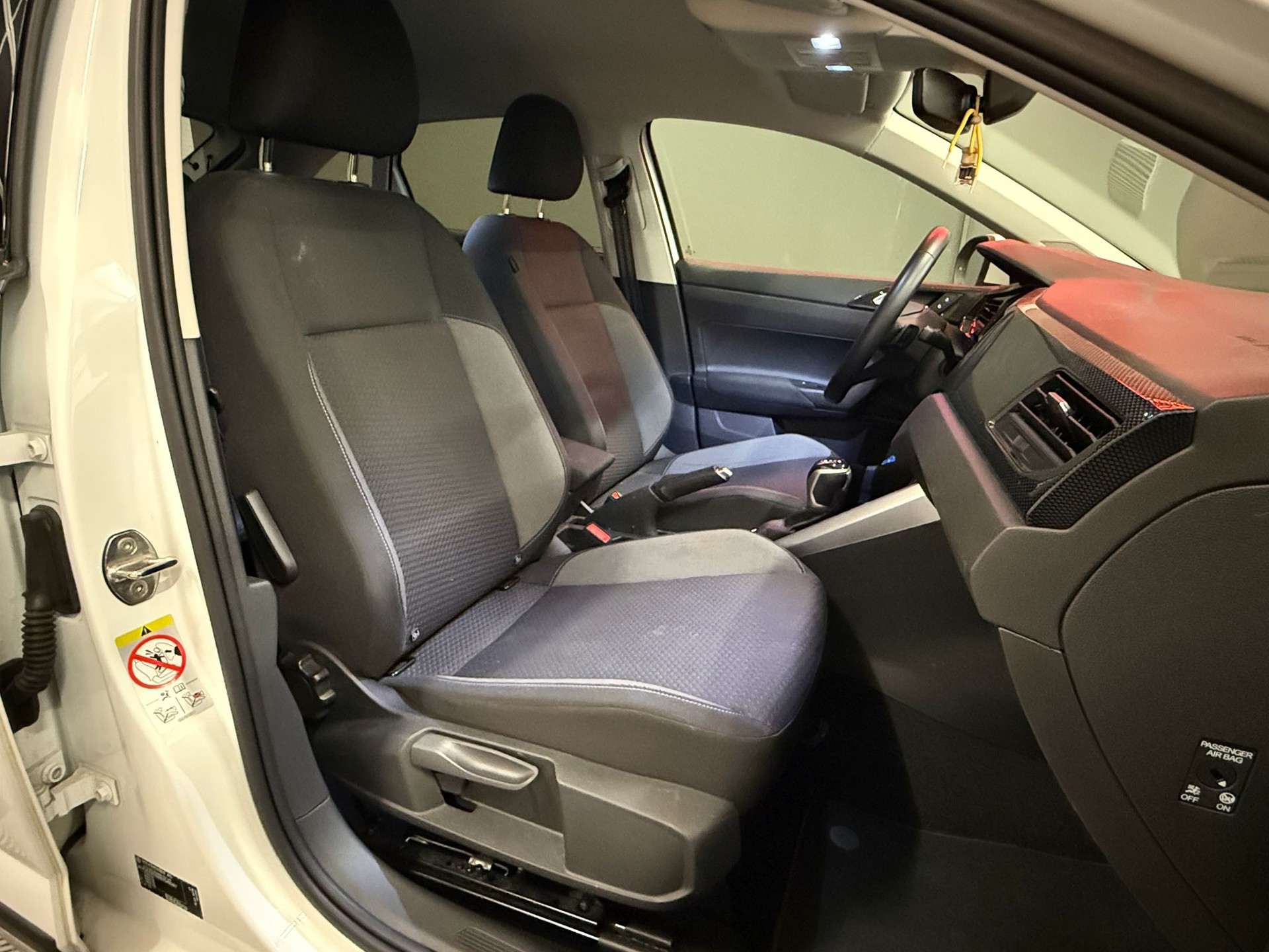 VW Taigo 1.0 TSI Style DSG-image-10