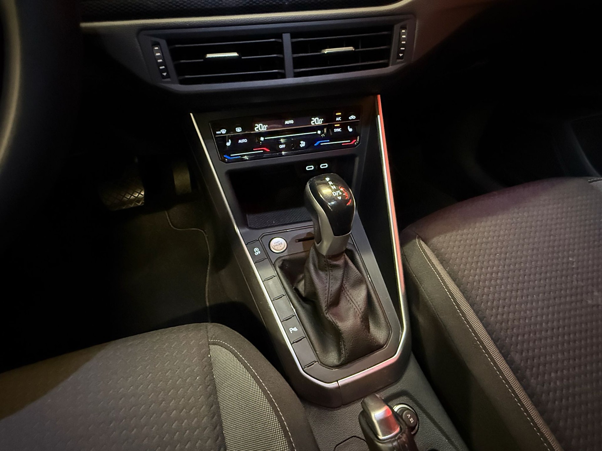 VW Taigo 1.0 TSI Style DSG-image-22