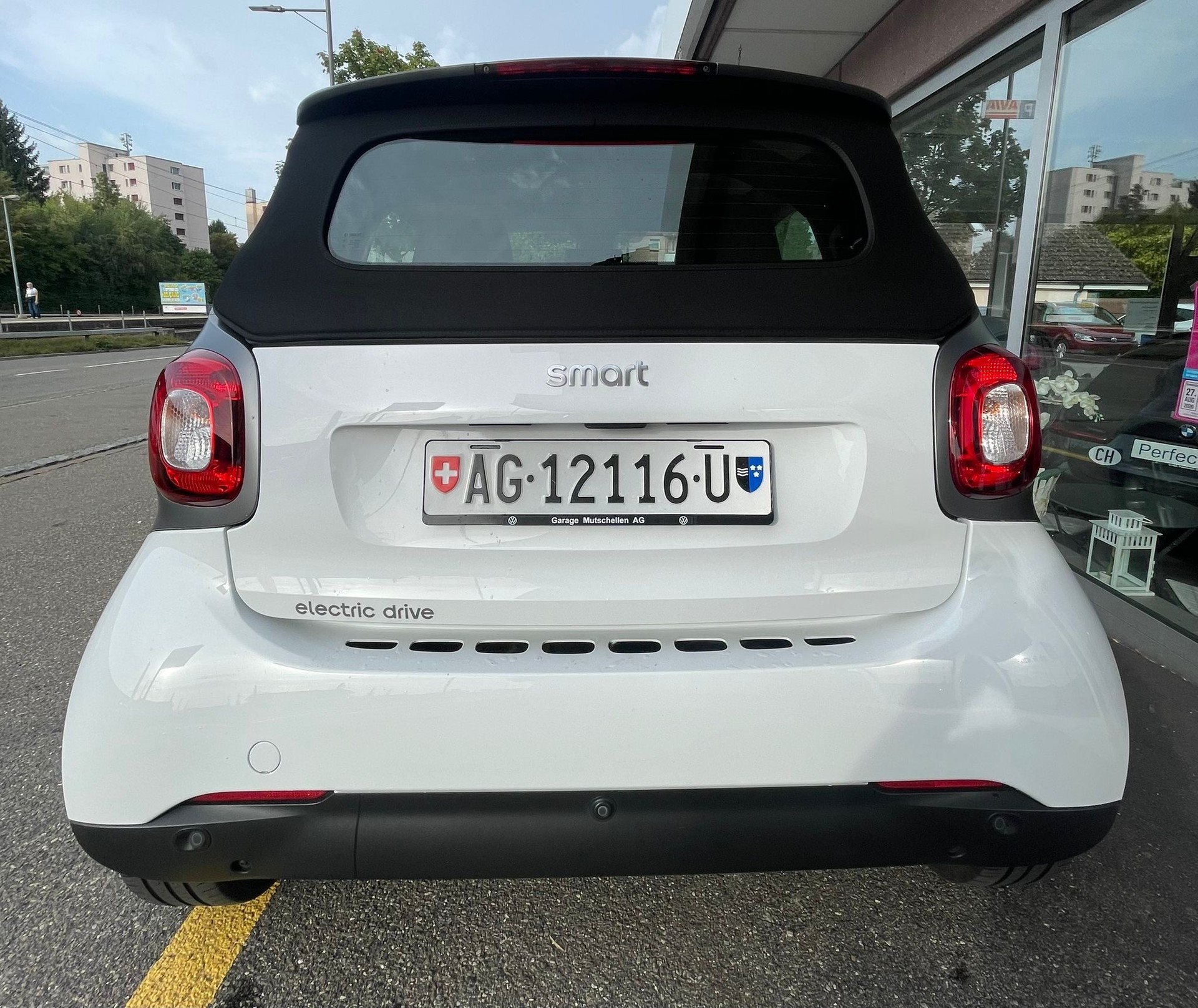 SMART Fortwo Cabrio EQ passion | BATTERIE INKL. | COOL & MEDIA | PARKHILFE-image-5