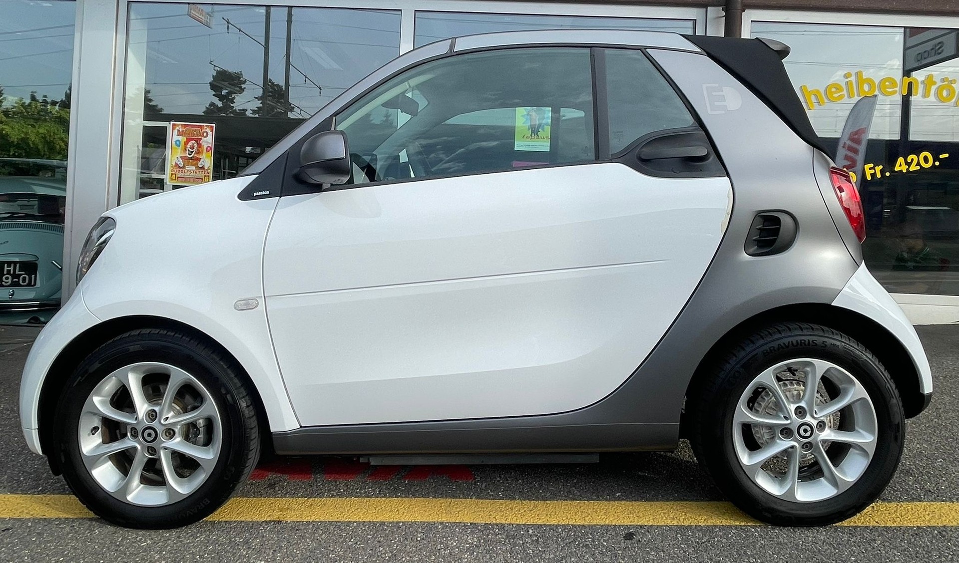 SMART Fortwo Cabrio EQ passion | BATTERIE INKL. | COOL & MEDIA | PARKHILFE-image-0