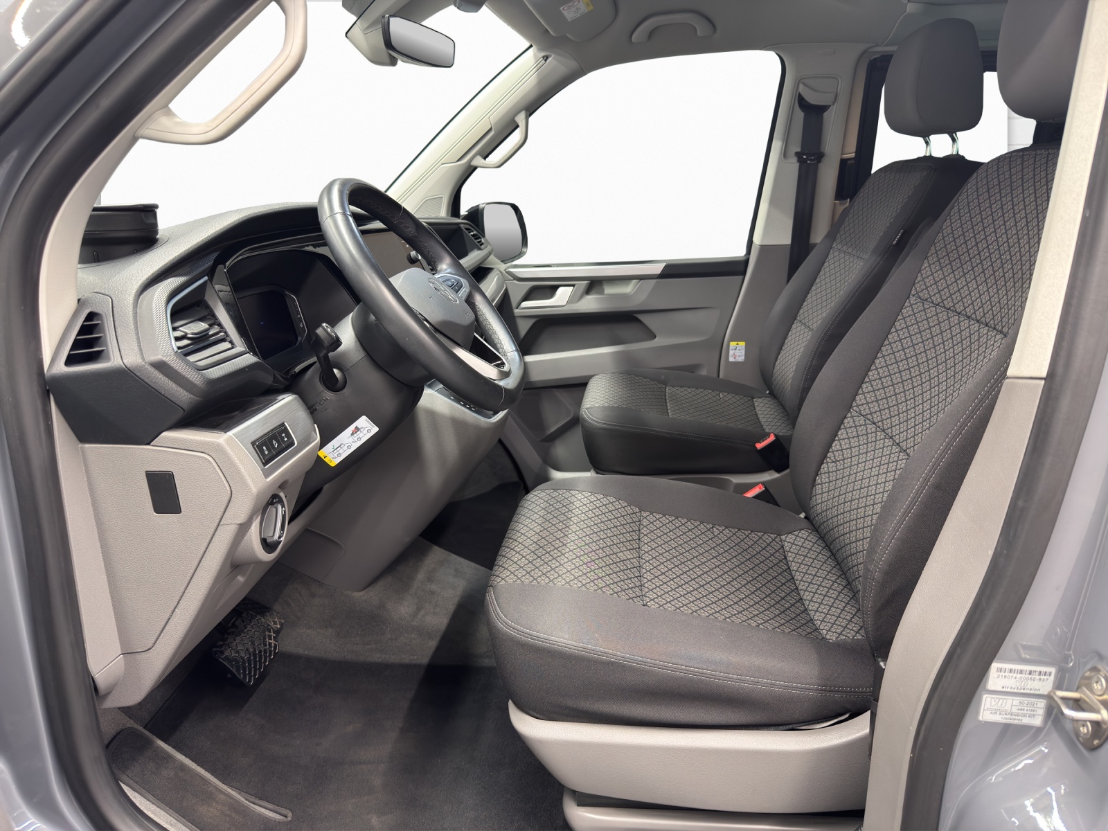 VW T6.1 California 3000 2.0 TDI 204 Beach E-image-6