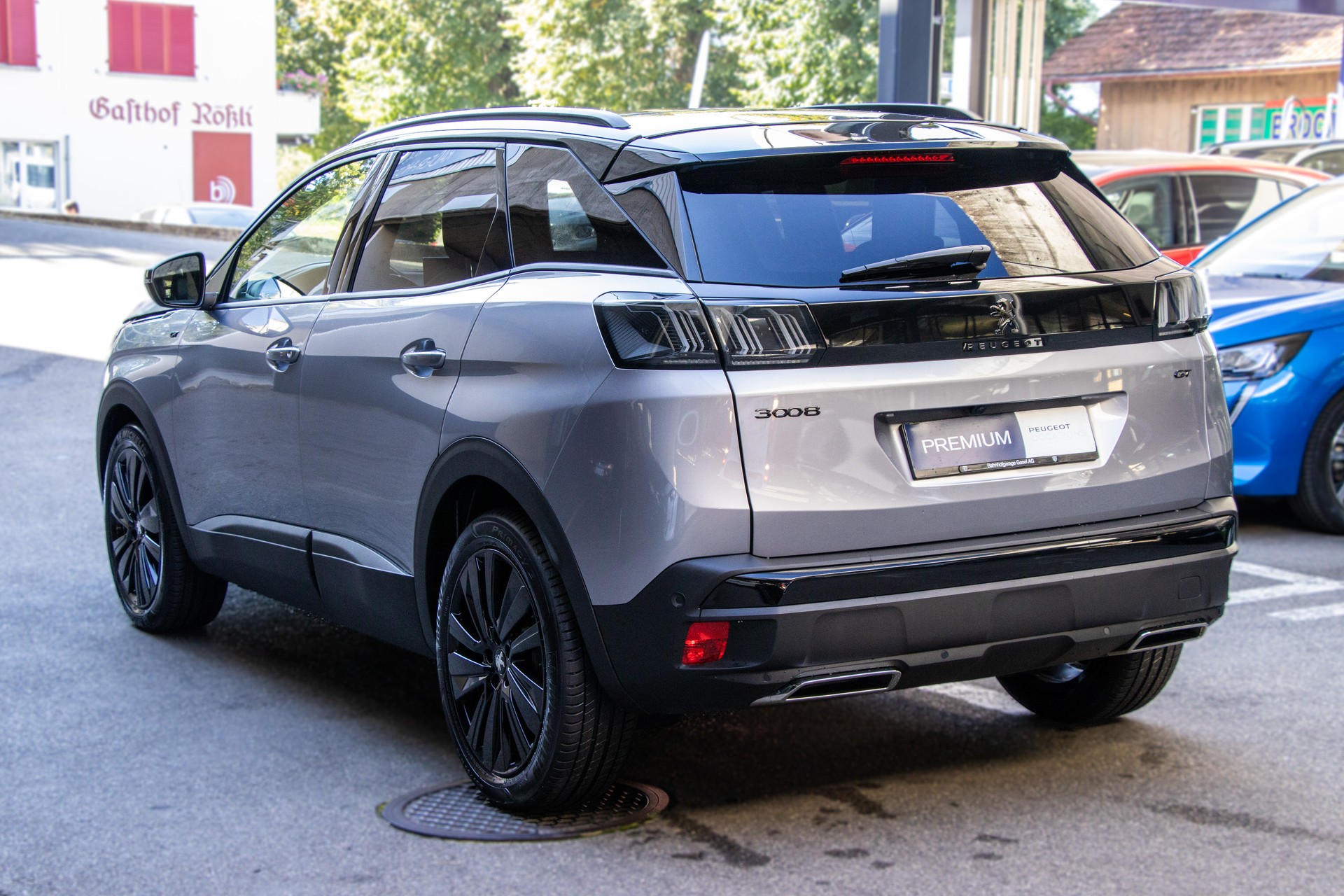 PEUGEOT 3008 1.2 PureTech GT EAT8-showroom-element-1