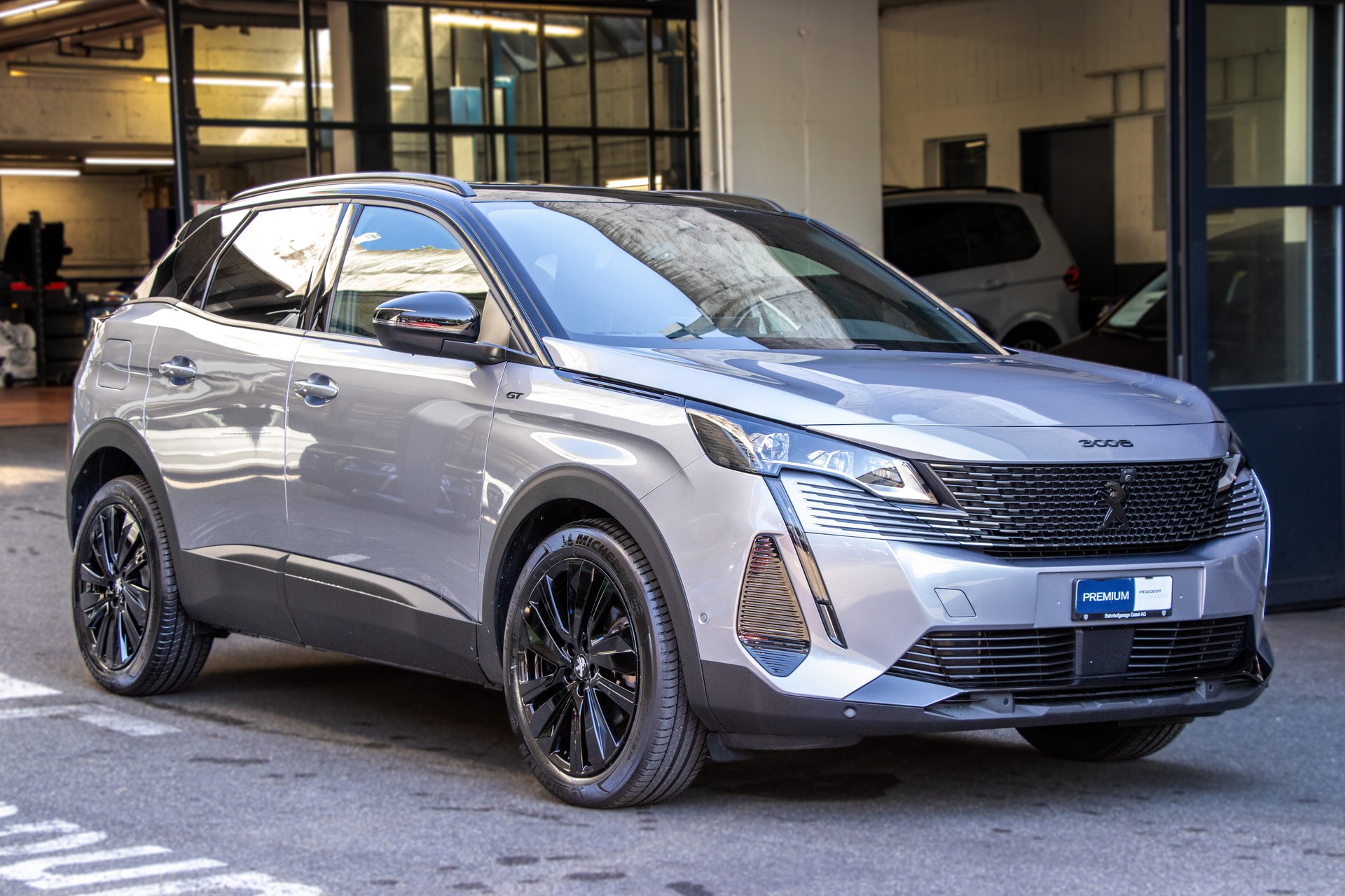 PEUGEOT 3008 1.2 PureTech GT EAT8-showroom-element-3