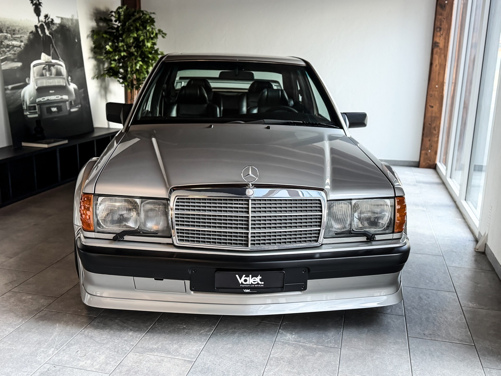 MERCEDES-BENZ 190 E 2.5-16-image-2