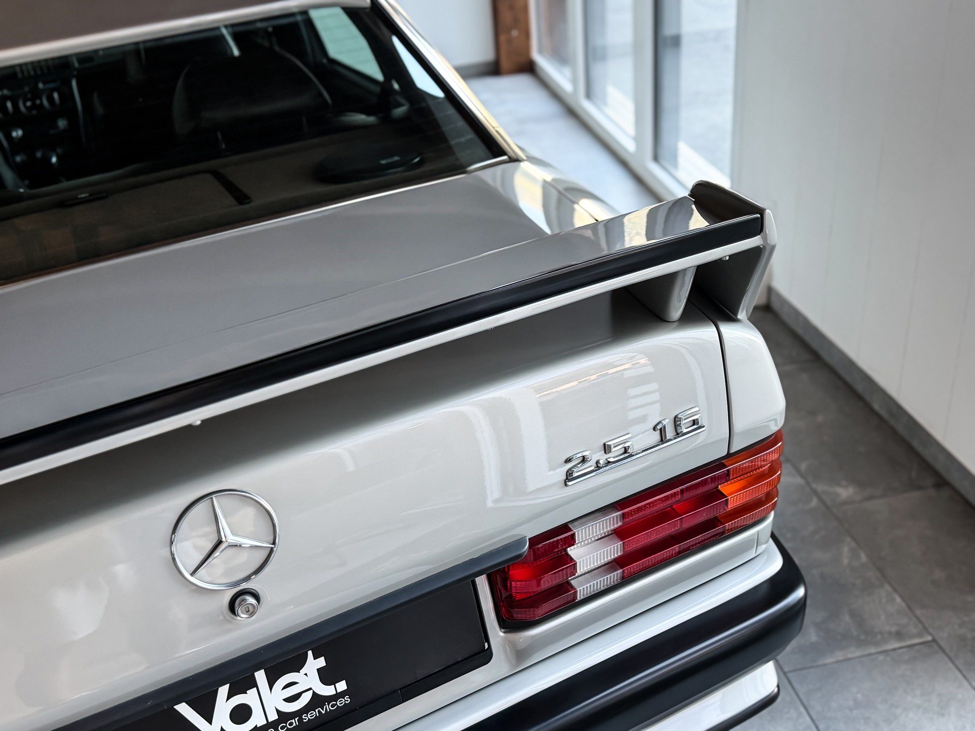 MERCEDES-BENZ 190 E 2.5-16-image-7
