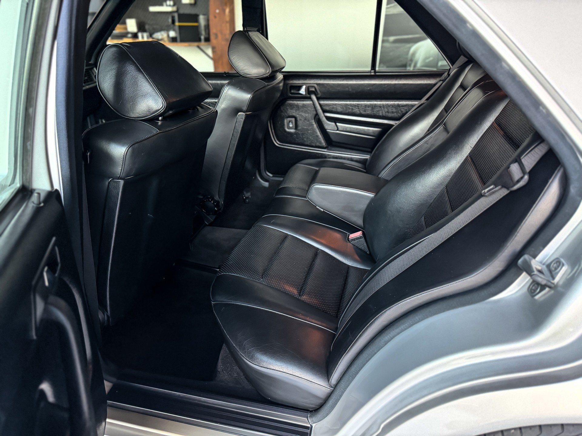 MERCEDES-BENZ 190 E 2.5-16-image-13