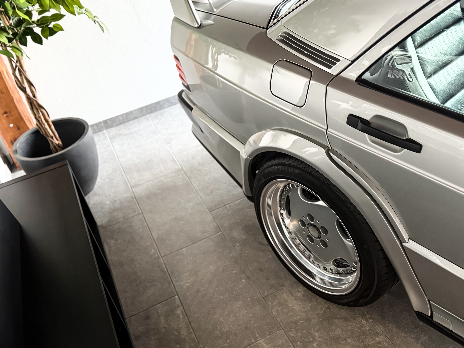 MERCEDES-BENZ 190 E 2.5-16-image-8