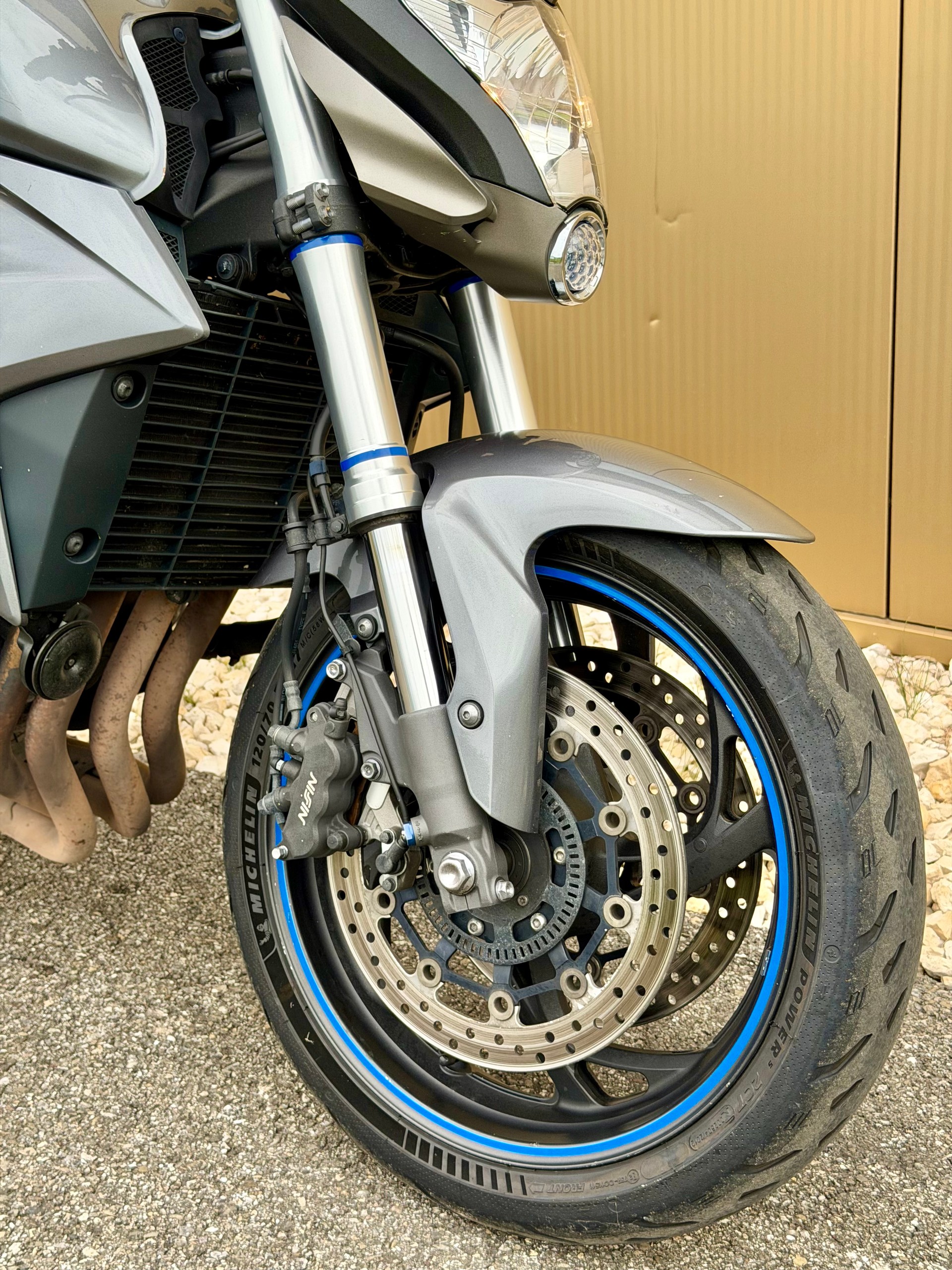 HONDA CB 1000 R ABS-showroom-element-1