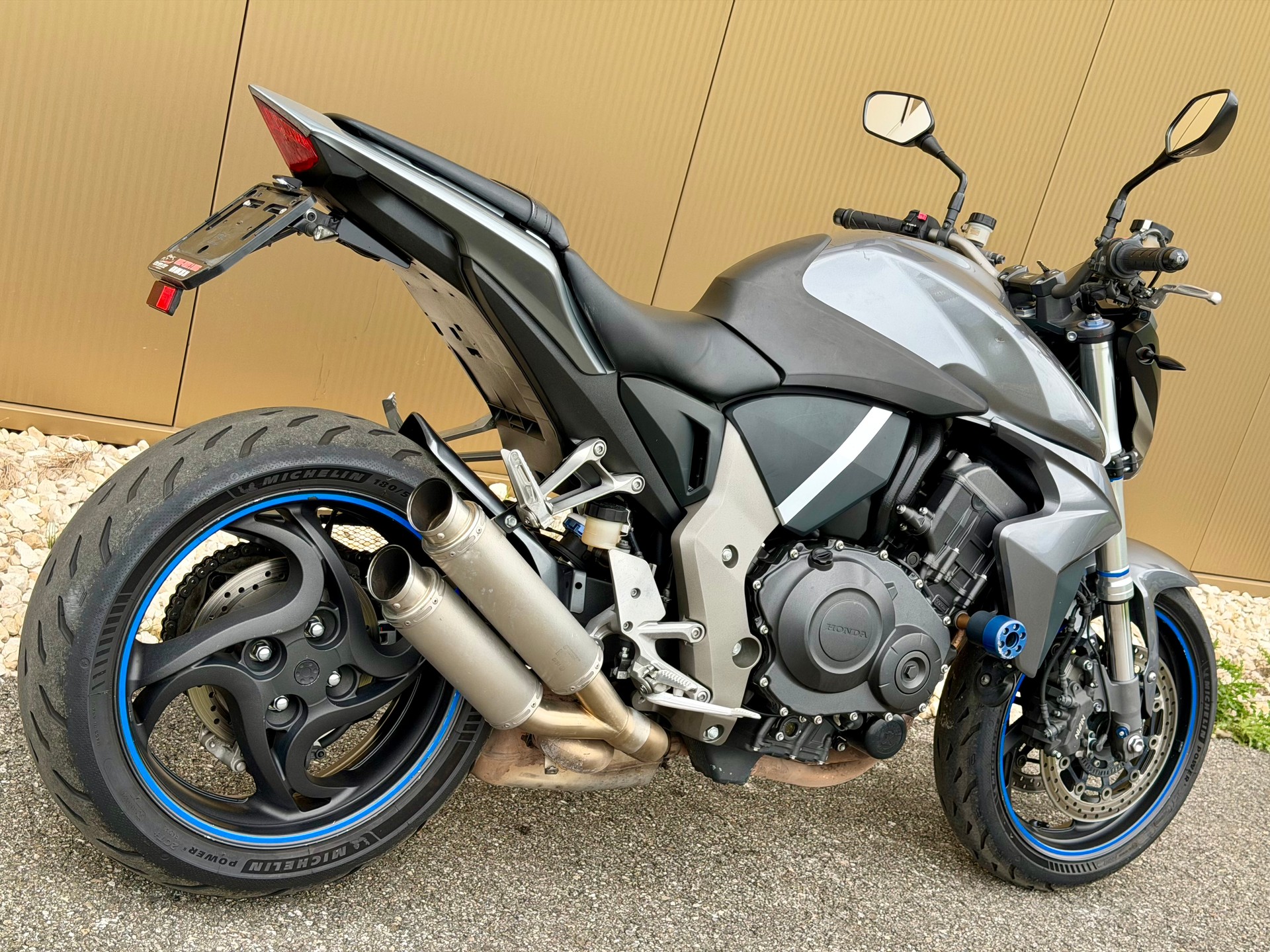 HONDA CB 1000 R ABS-image-4