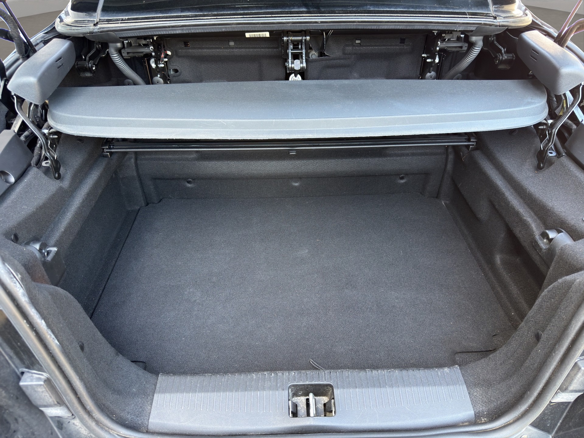 RENAULT Mégane CC 1.2 16V Turbo Dynamique-image-12