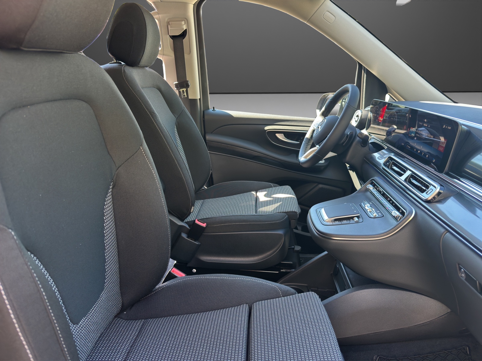 MERCEDES-BENZ V 250 d lang 4Matic Style 9G-Tronic-image-8