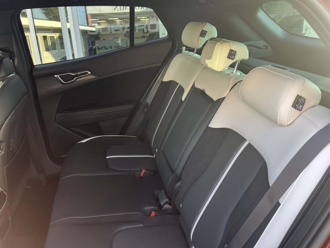 KIA Sportage 1.6 T-GDi Hybrid GT-Line-image-7