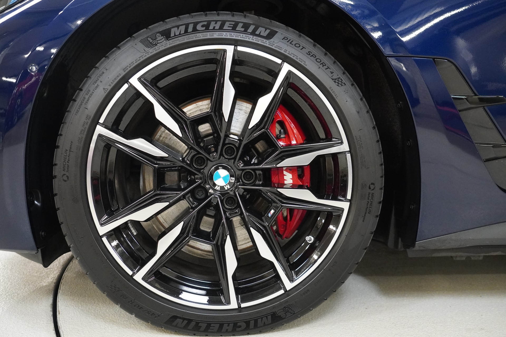 BMW i4 M50 M Sport Pro-image-10