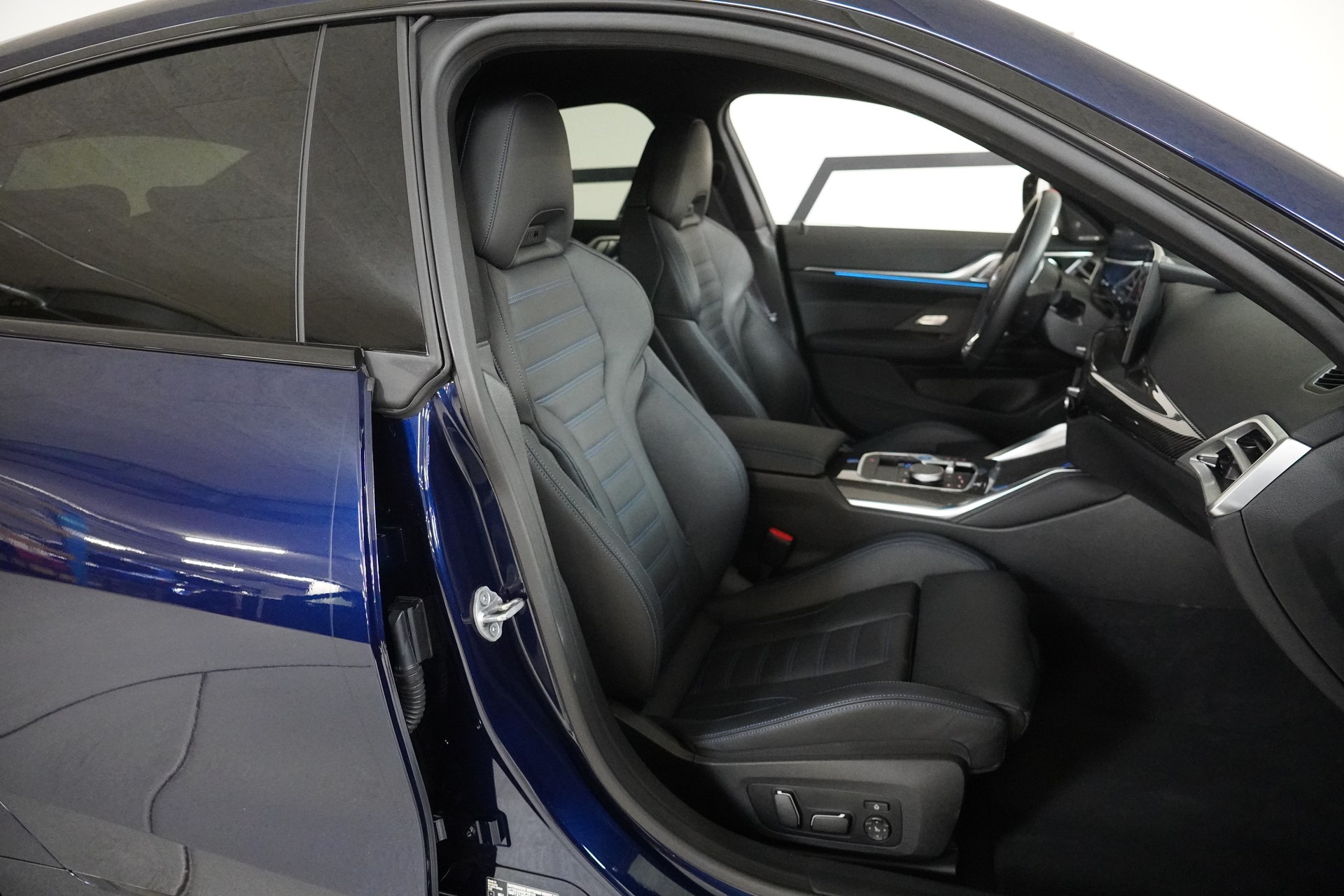 BMW i4 M50 M Sport Pro-image-15