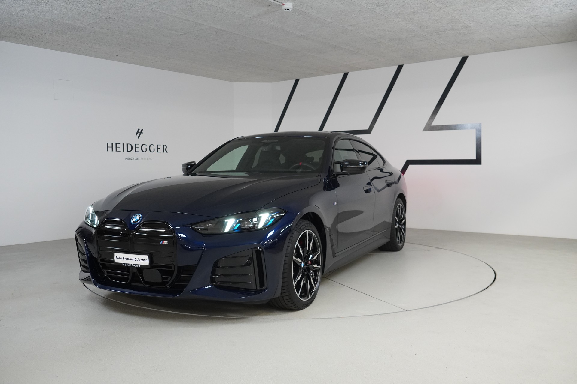 BMW i4 M50 M Sport Pro-image-0