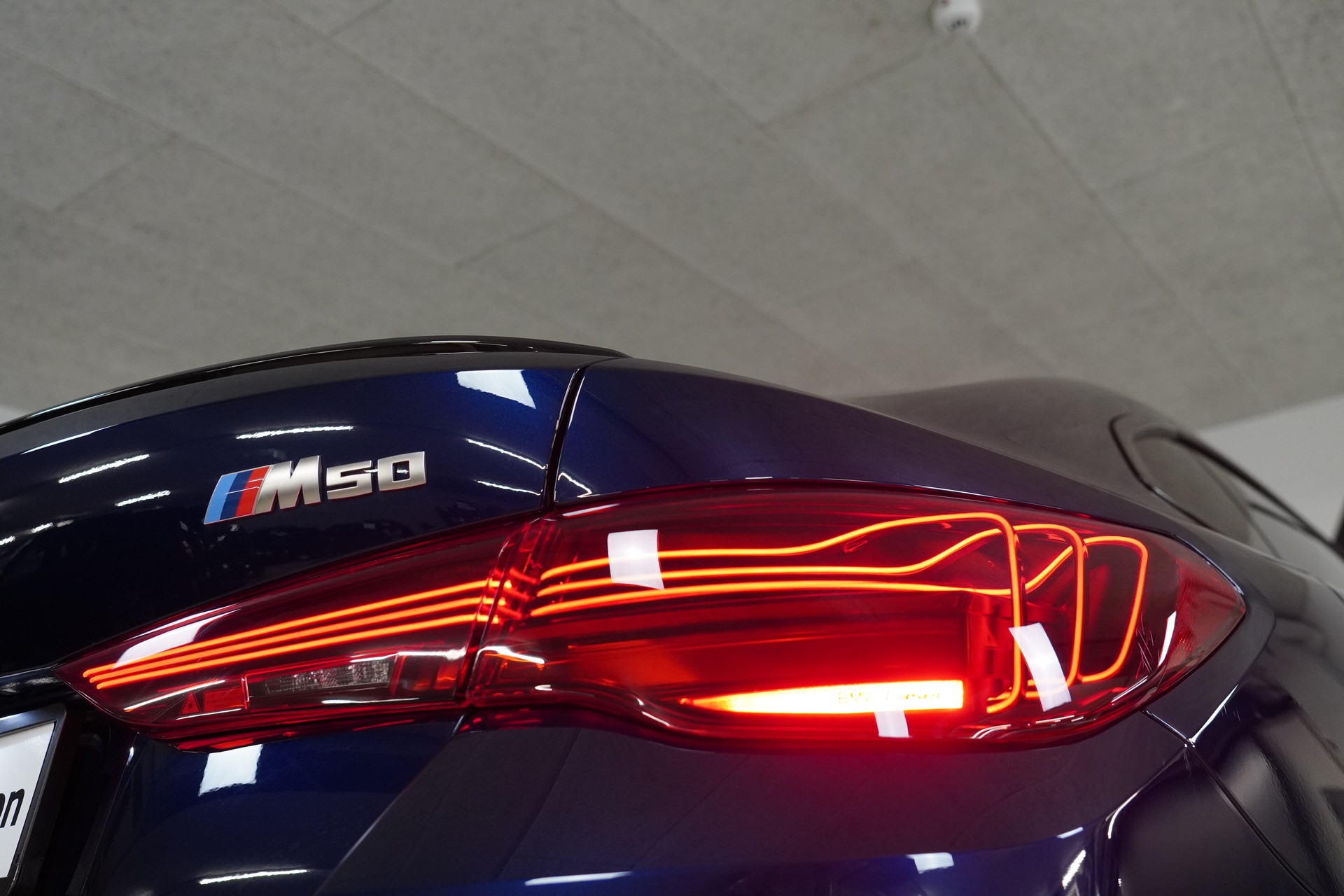 BMW i4 M50 M Sport Pro-image-16