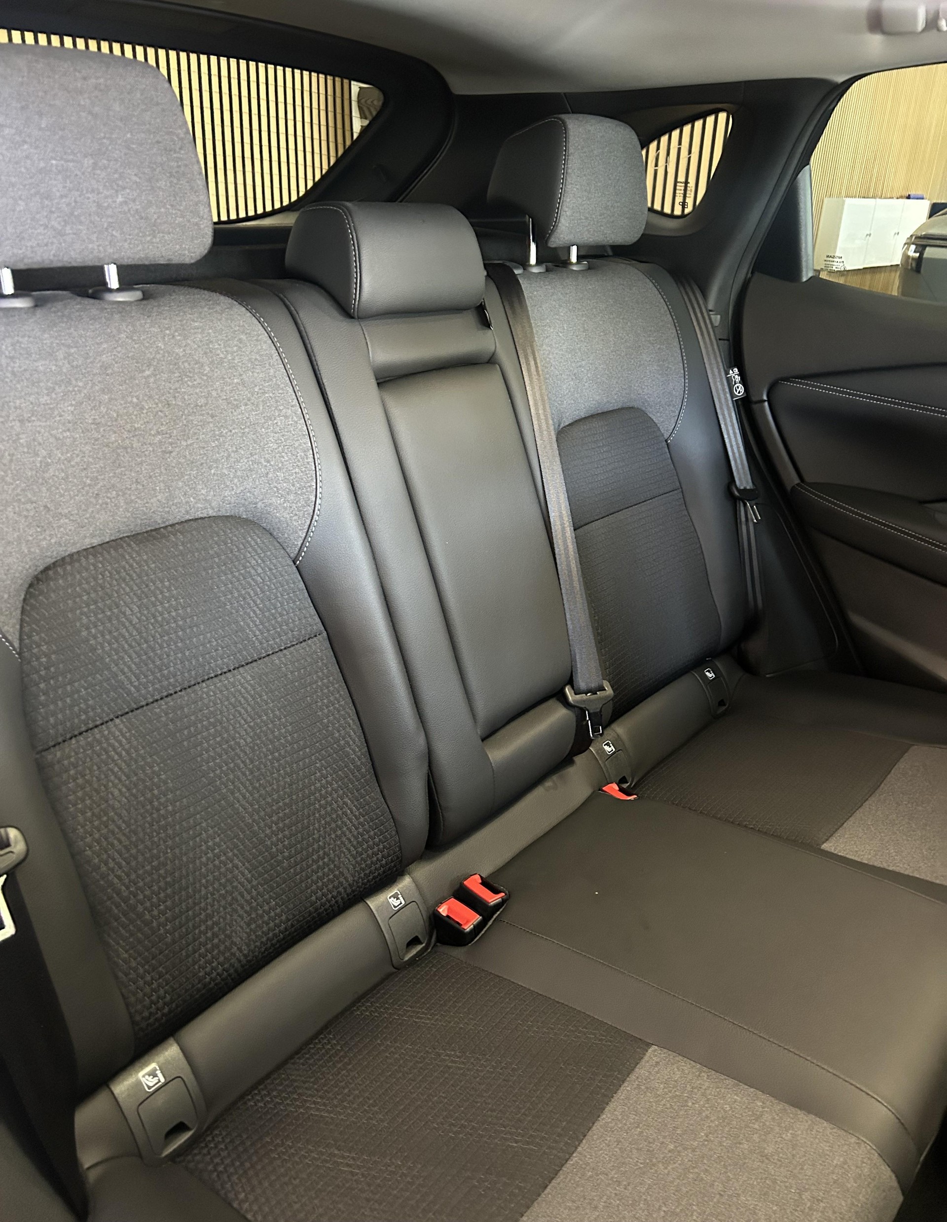 NISSAN Qashqai 1.3 DIG-T 158 N-Connecta-image-22