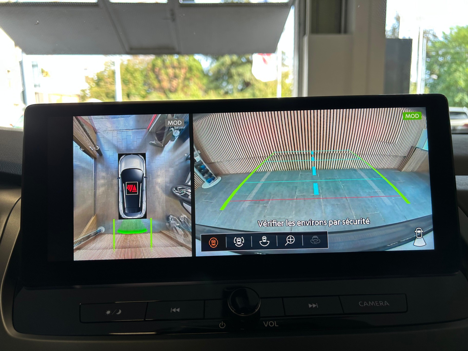 NISSAN Qashqai 1.3 DIG-T 158 N-Connecta-image-17