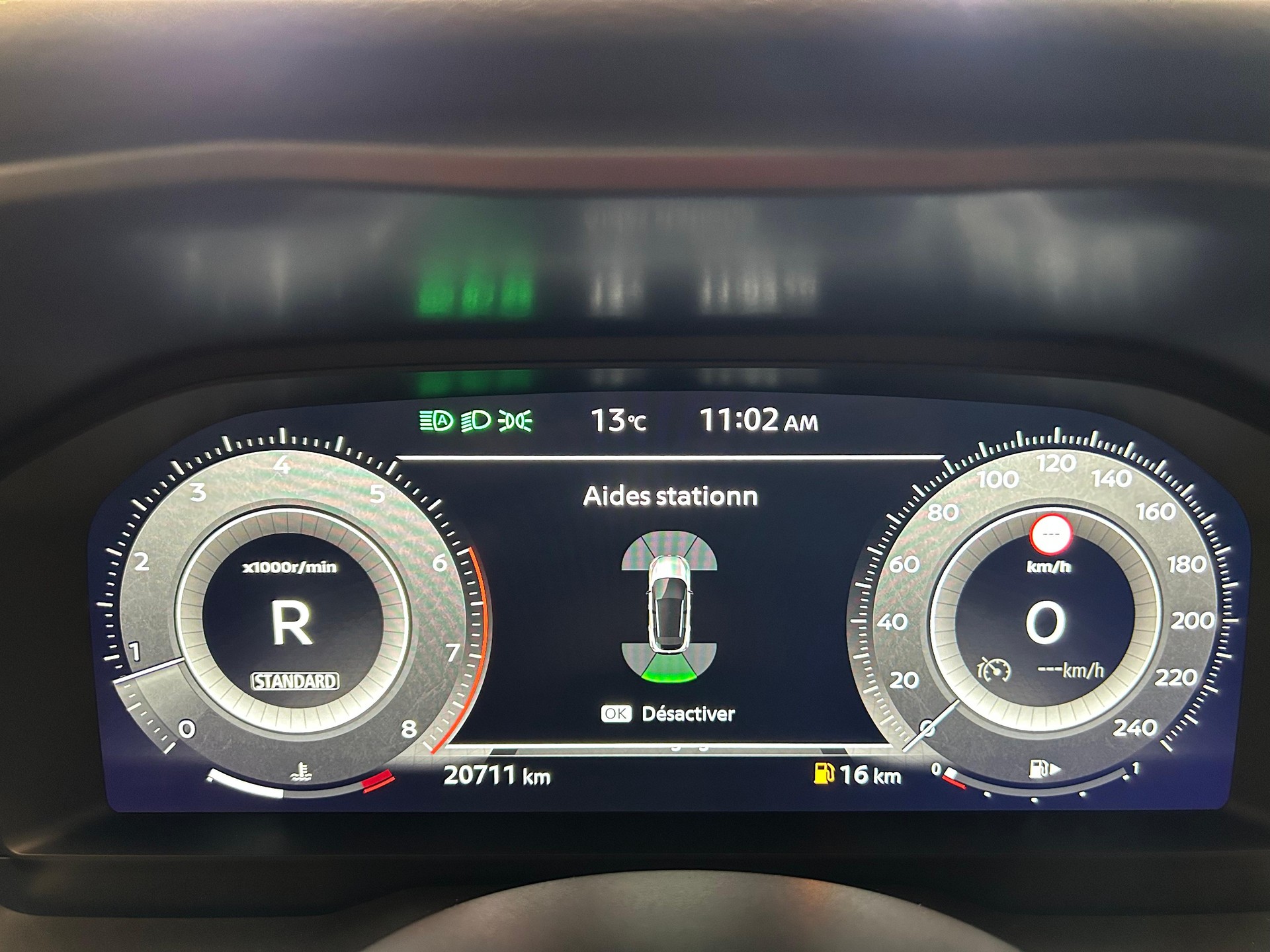 NISSAN Qashqai 1.3 DIG-T 158 N-Connecta-image-12