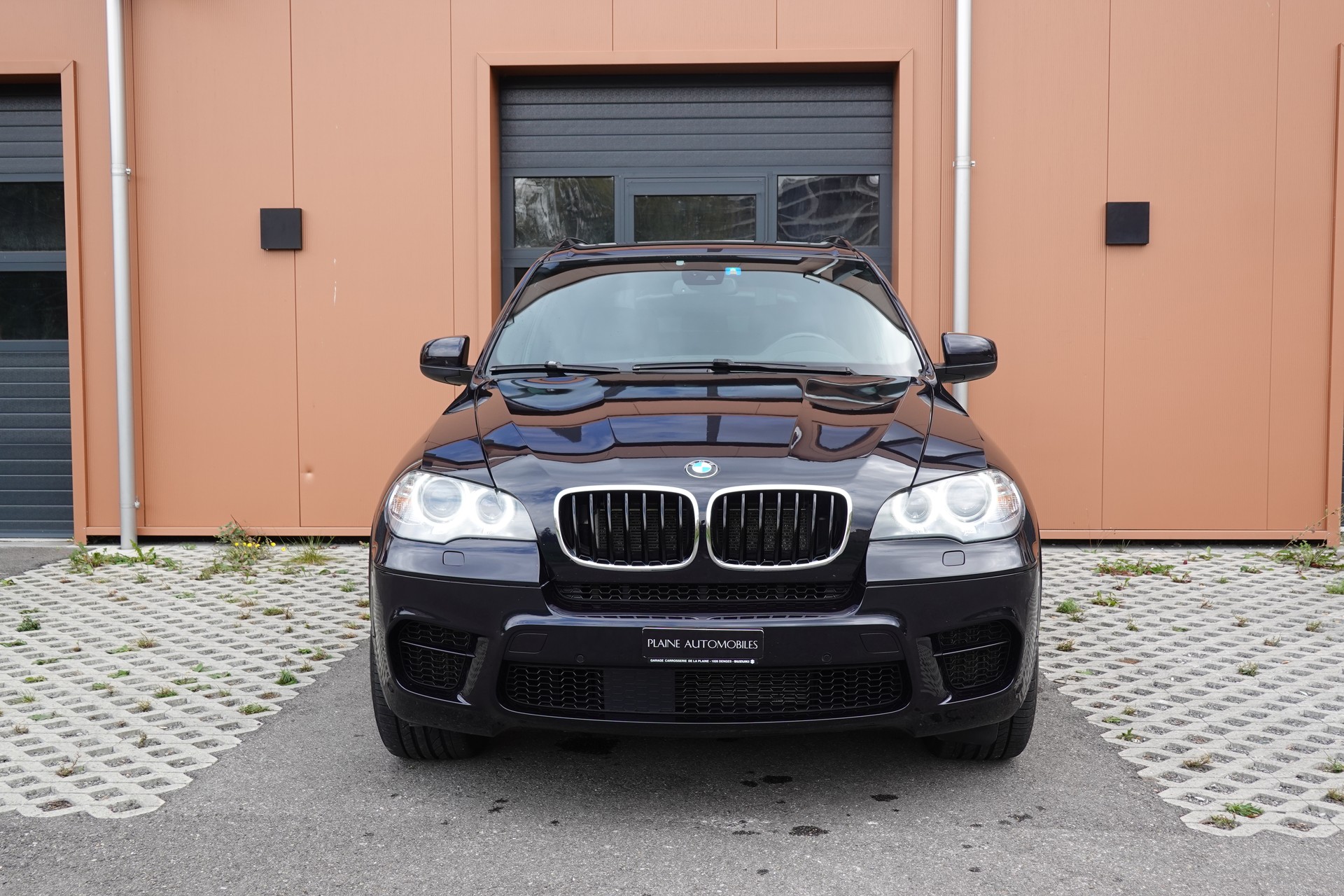 BMW X5 xDrive M50d "* CH Auto * Pack M * Caméra de Recul * Volant M * Sièges Sport Elect. Mém * Navigation Profess *"-image-1