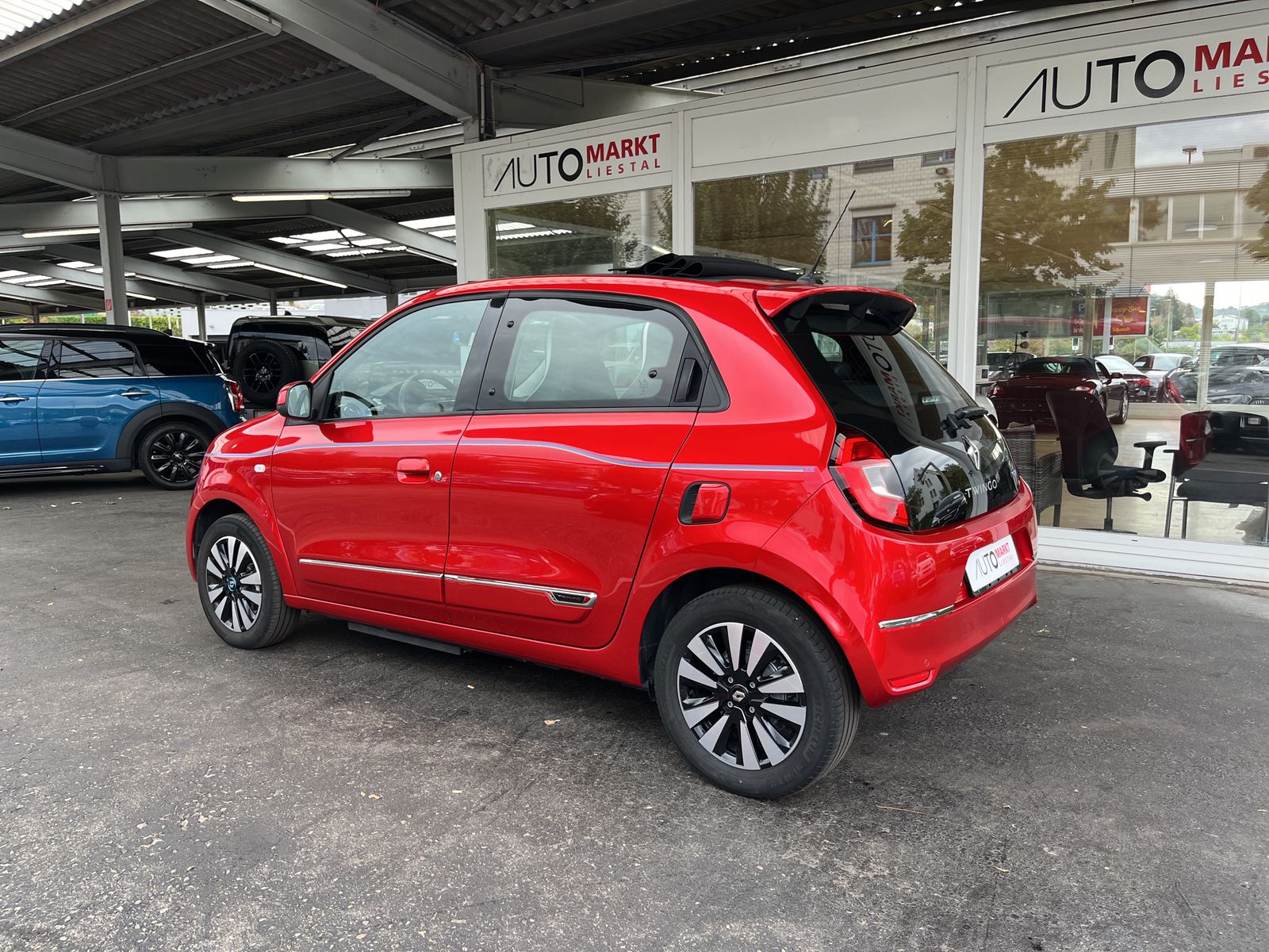 RENAULT Intens-image-1