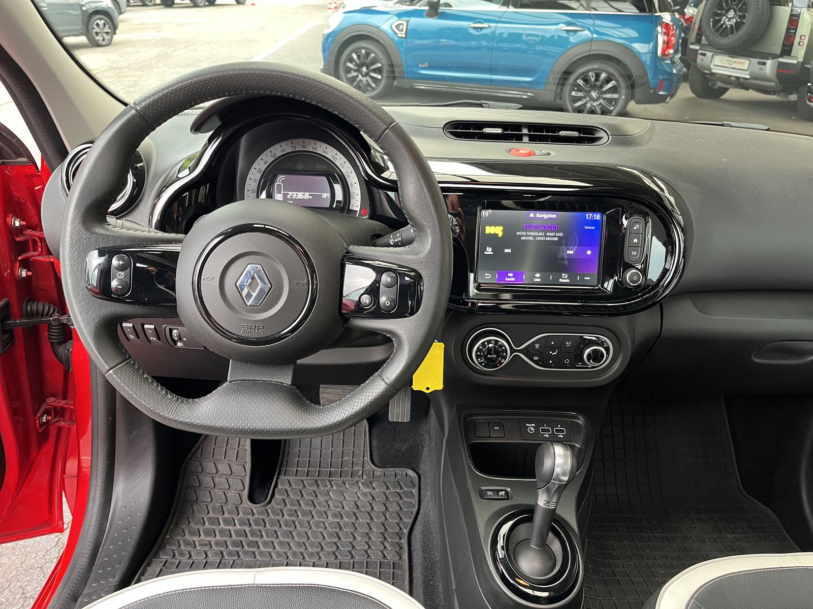 RENAULT Intens-image-9
