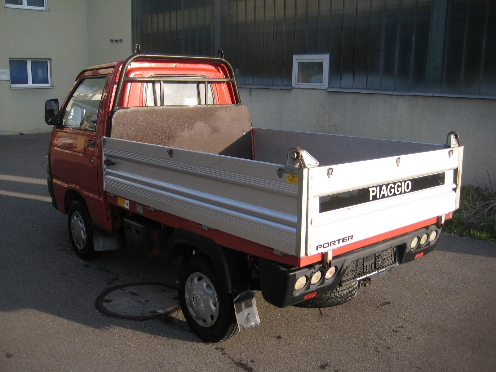 PIAGGIO 1.3-16V 4x2-image-2