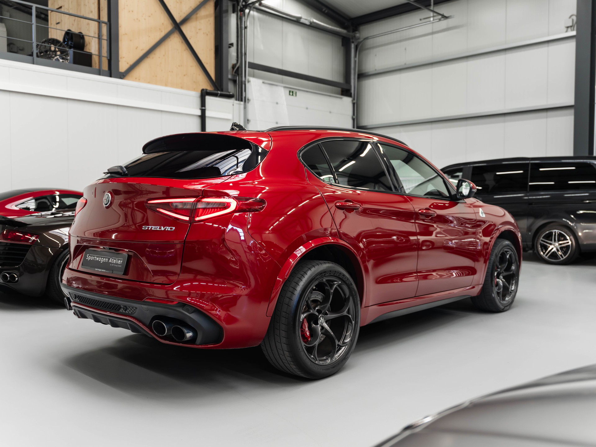 ALFA ROMEO Stelvio 2.9 V6 Quadrifoglio Q4 Automatic-showroom-element-3
