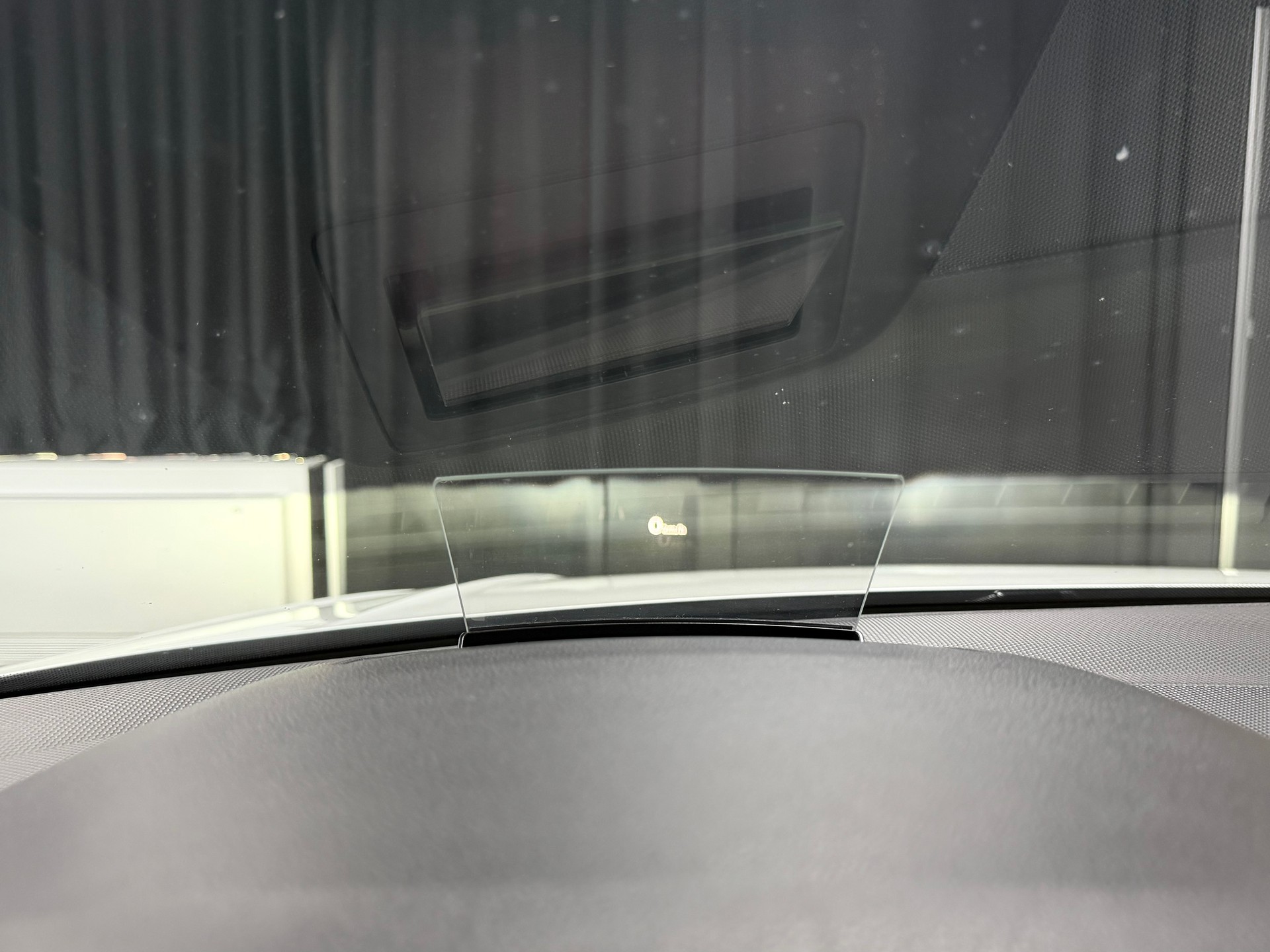 VW Tiguan 2.0 TDI SCR R-Line 4Motion DSG-image-15