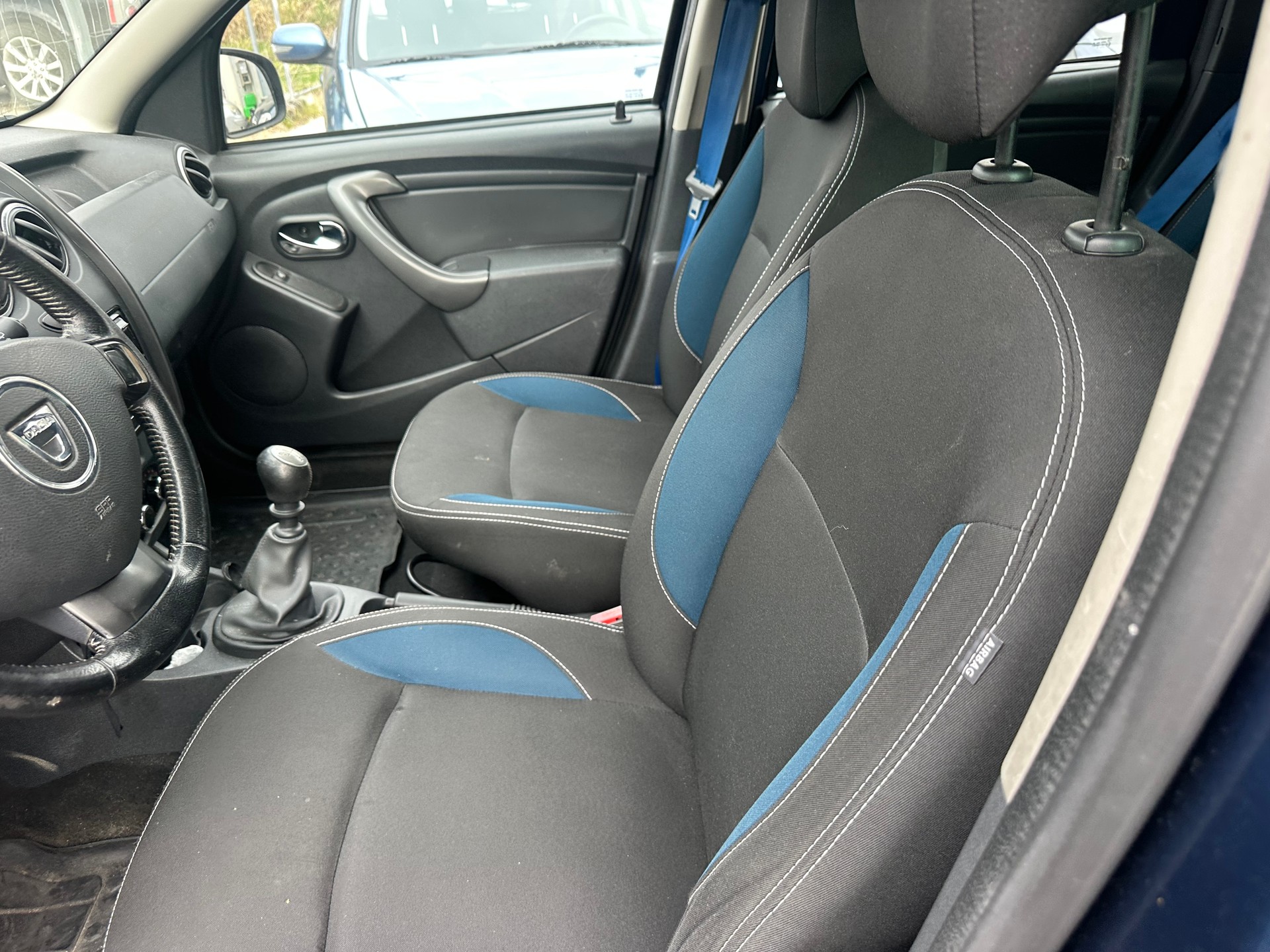 DACIA Duster 1.2 T Ambiance 4x2-image-2