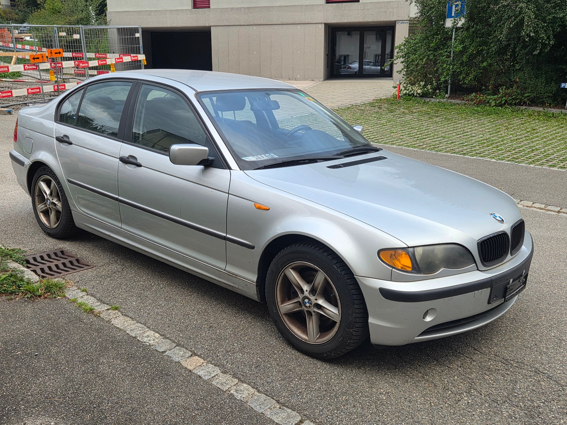 BMW 320d-image-0
