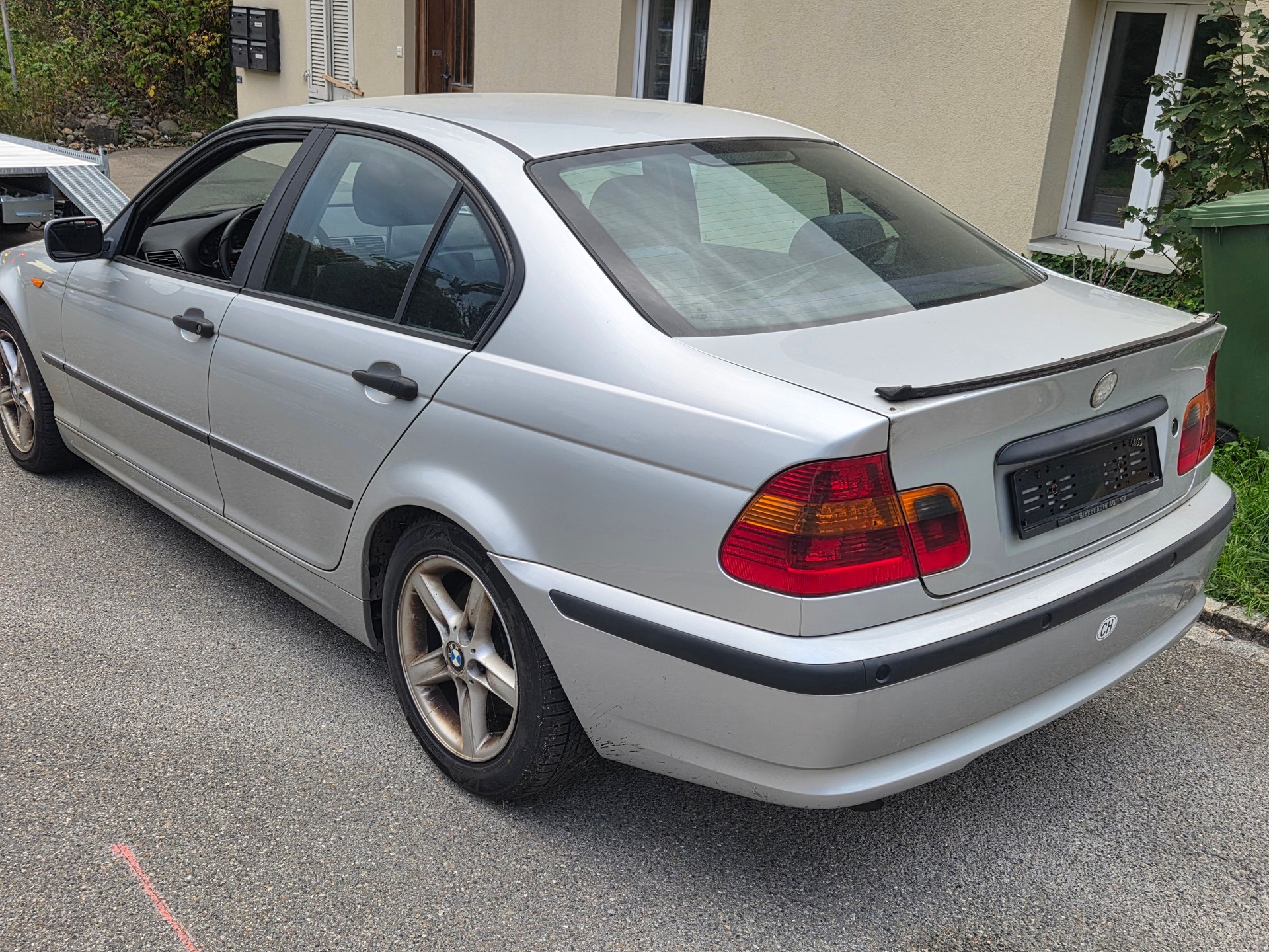 BMW 320d-image-4