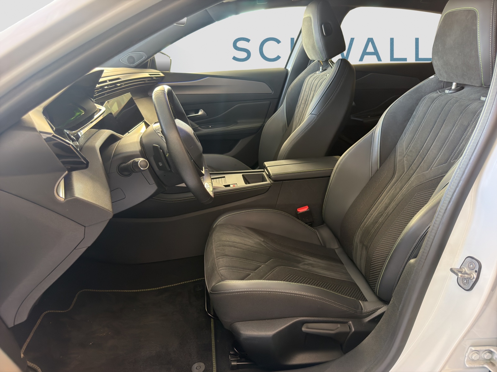 PEUGEOT 308 1.6 PHEV 180 GT-image-8