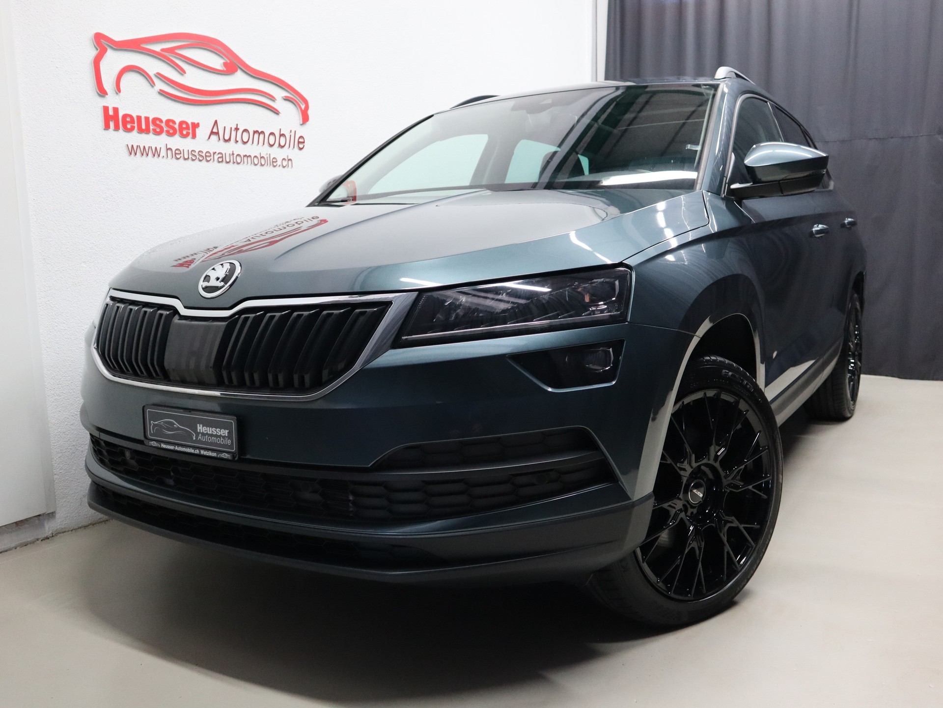 SKODA Karoq 2.0 TDI CR Style 4x4 DSG - Panorama - Navi - Kamera - 150 PS-image-0