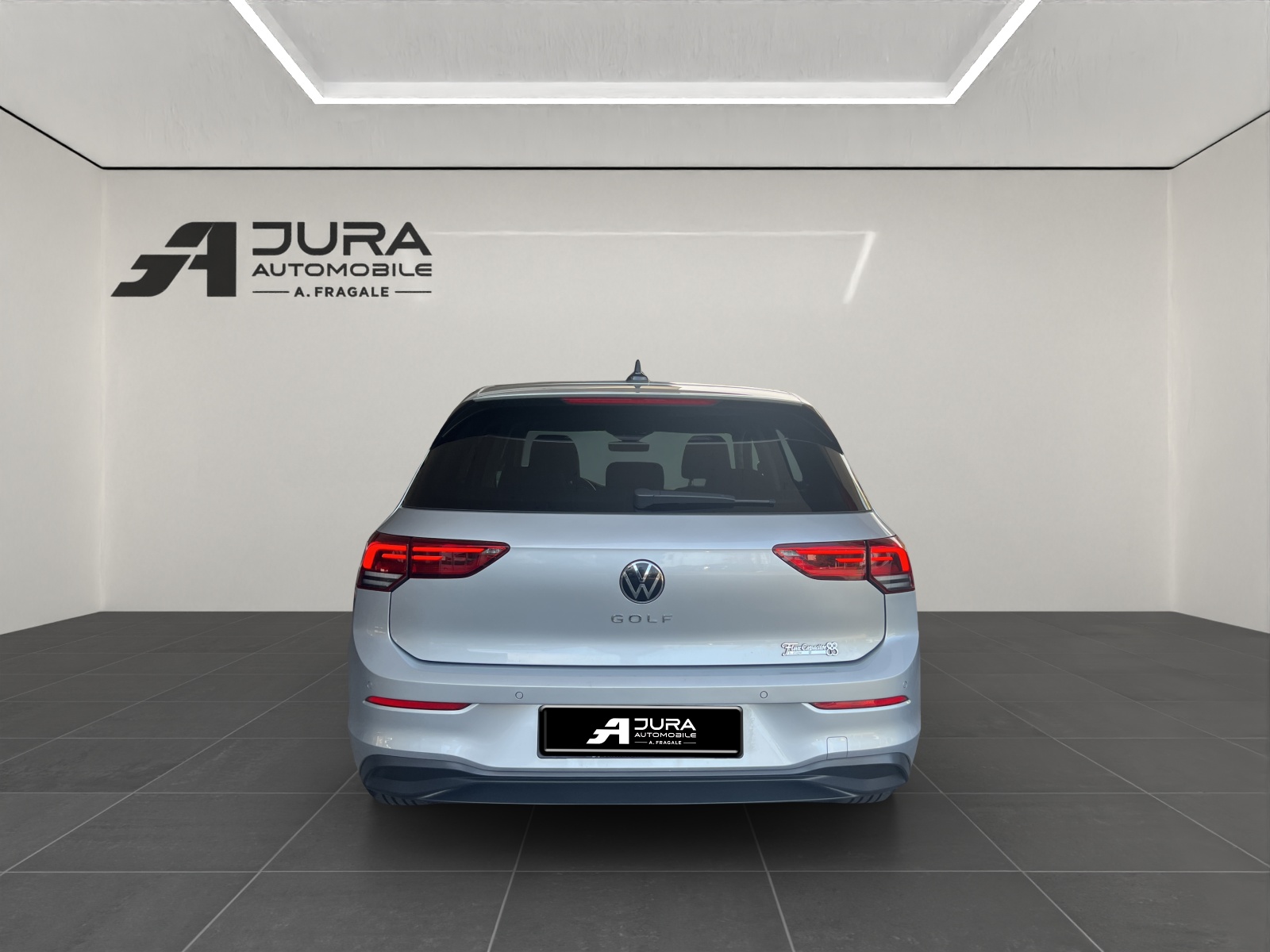 VW Golf VIII 1.0 TSI Life DSG-image-5
