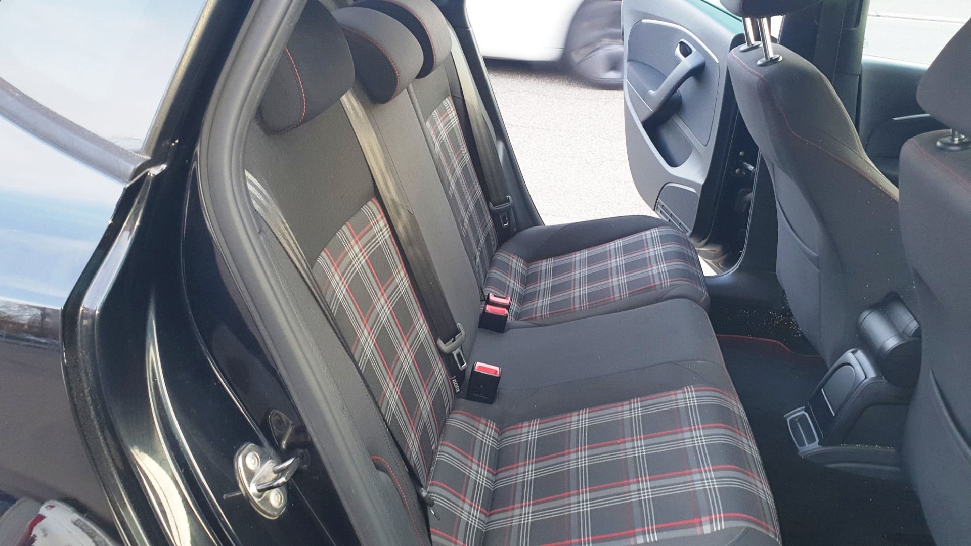 VW Polo 1.8 TSI GTI DSG-image-10