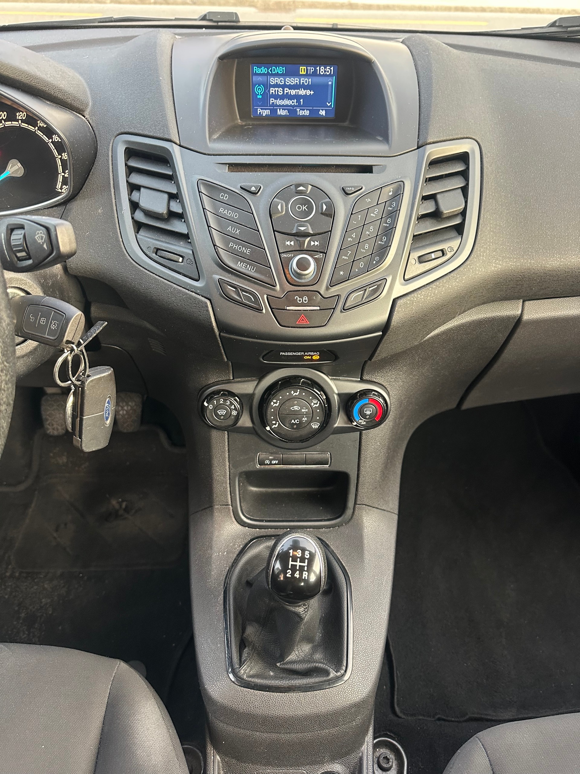 FORD Fiesta 1.0 SCTi Titanium-image-11